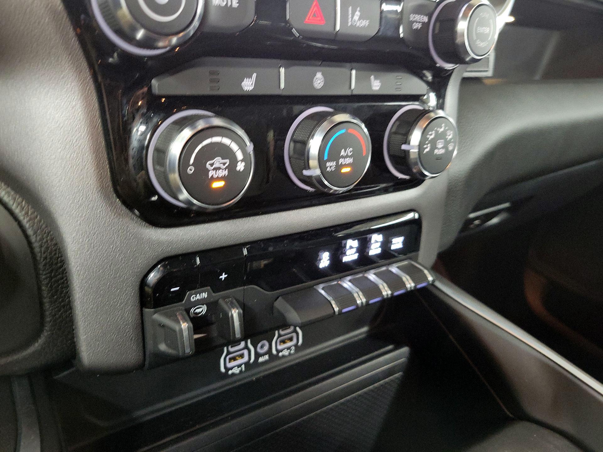 Thumbnail: 2025 RAM 1500 - 16