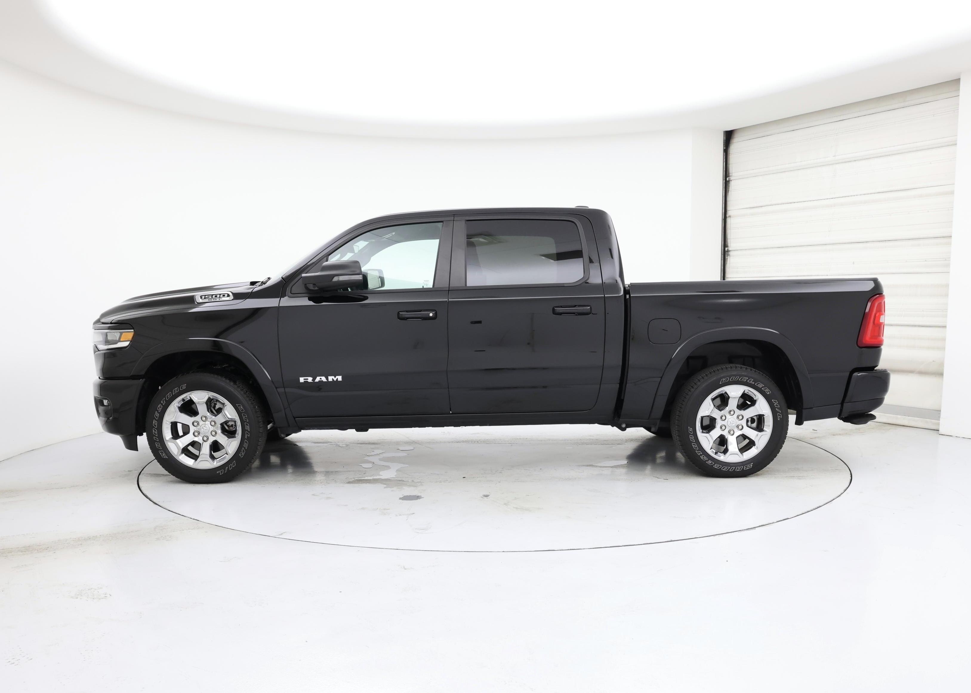 Thumbnail: 2025 RAM 1500 - 3