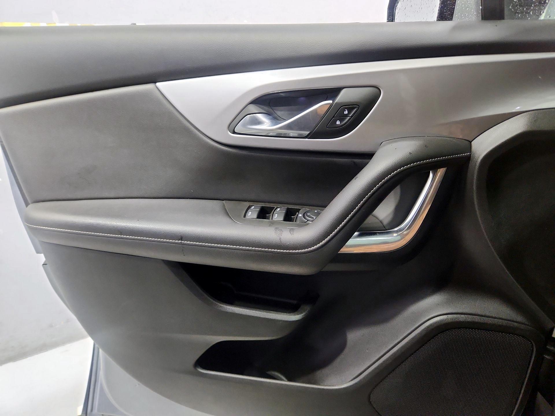 Thumbnail: 2023 Chevrolet Blazer - 12