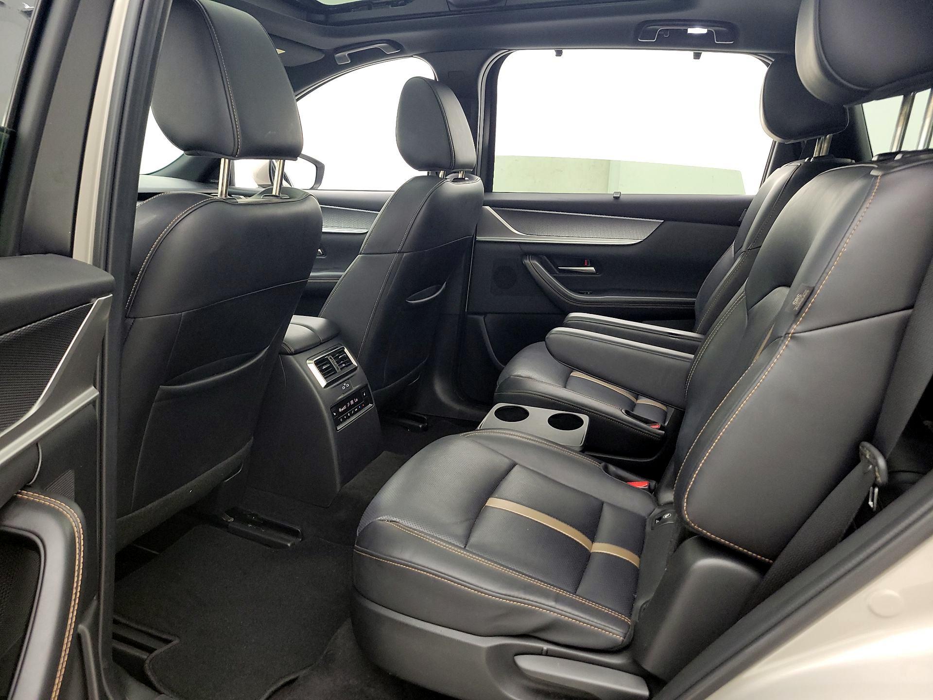 Thumbnail: 2025 Mazda CX-90 - 19