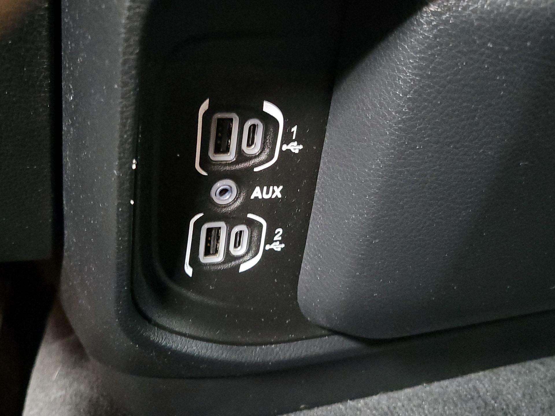 Thumbnail: 2022 RAM 1500 - 19