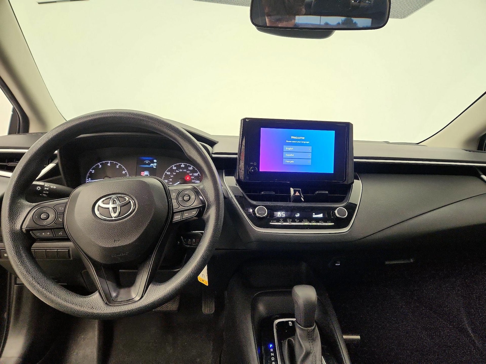 2023 Toyota Corolla LE - Photo 10