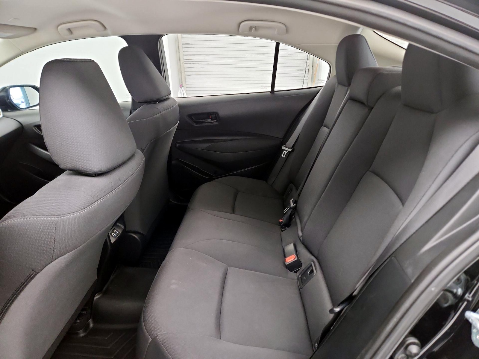 2023 Toyota Corolla LE - Photo 19