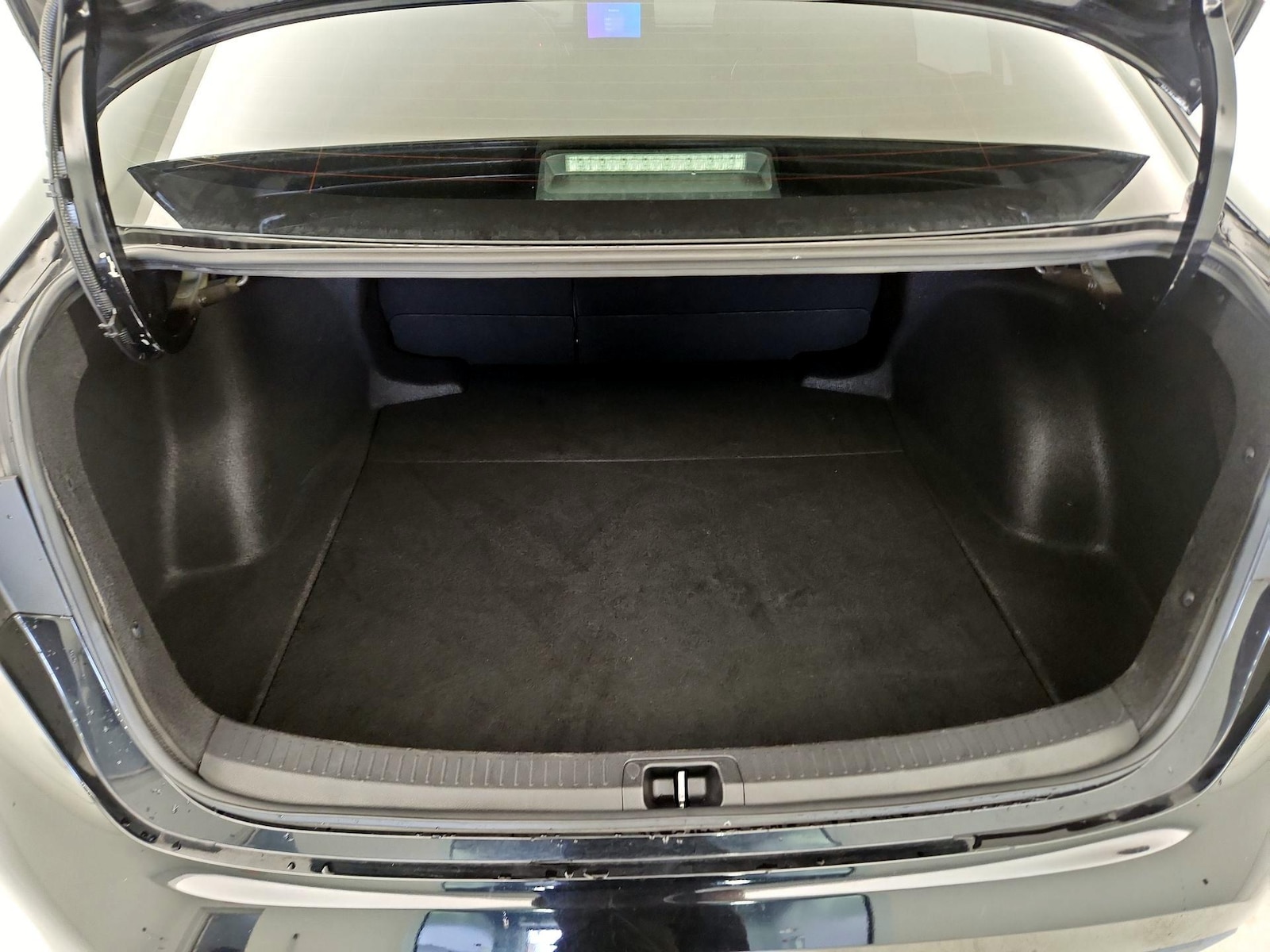 2023 Toyota Corolla LE - Photo 20