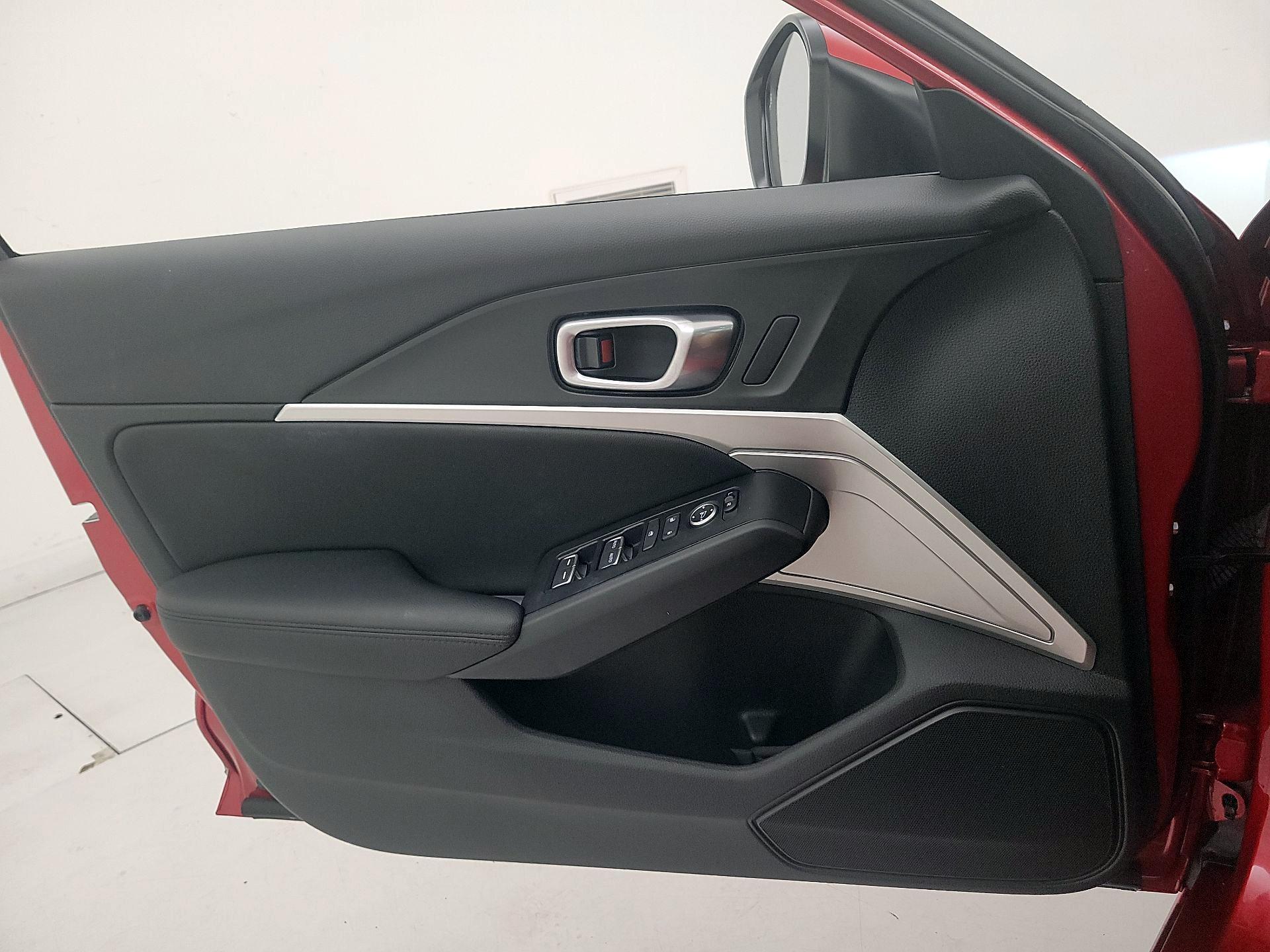 Thumbnail: 2023 Acura Integra - 12