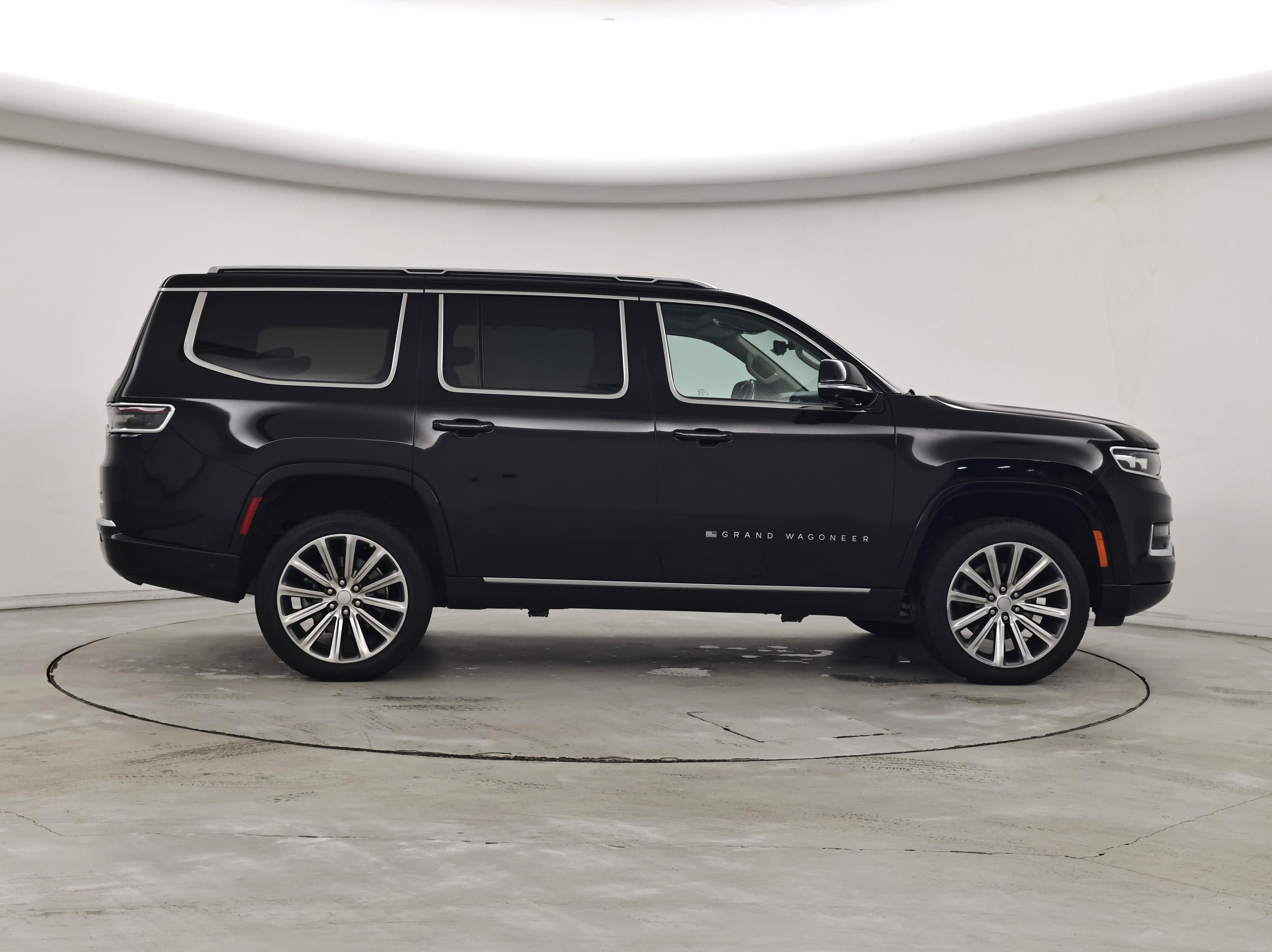 Thumbnail: 2023 Jeep Grand Wagoneer - 7