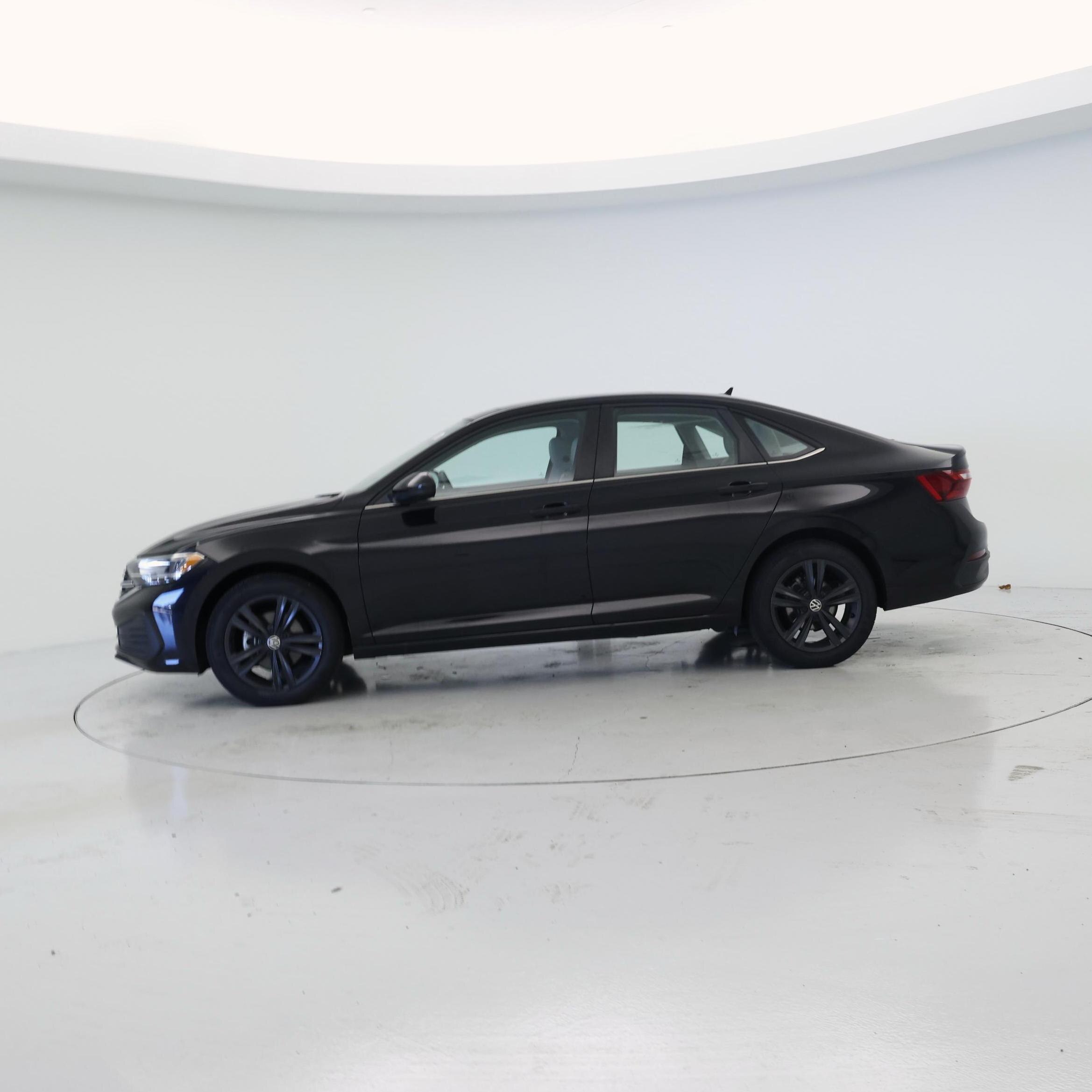 Thumbnail: 2023 Volkswagen Jetta - 3