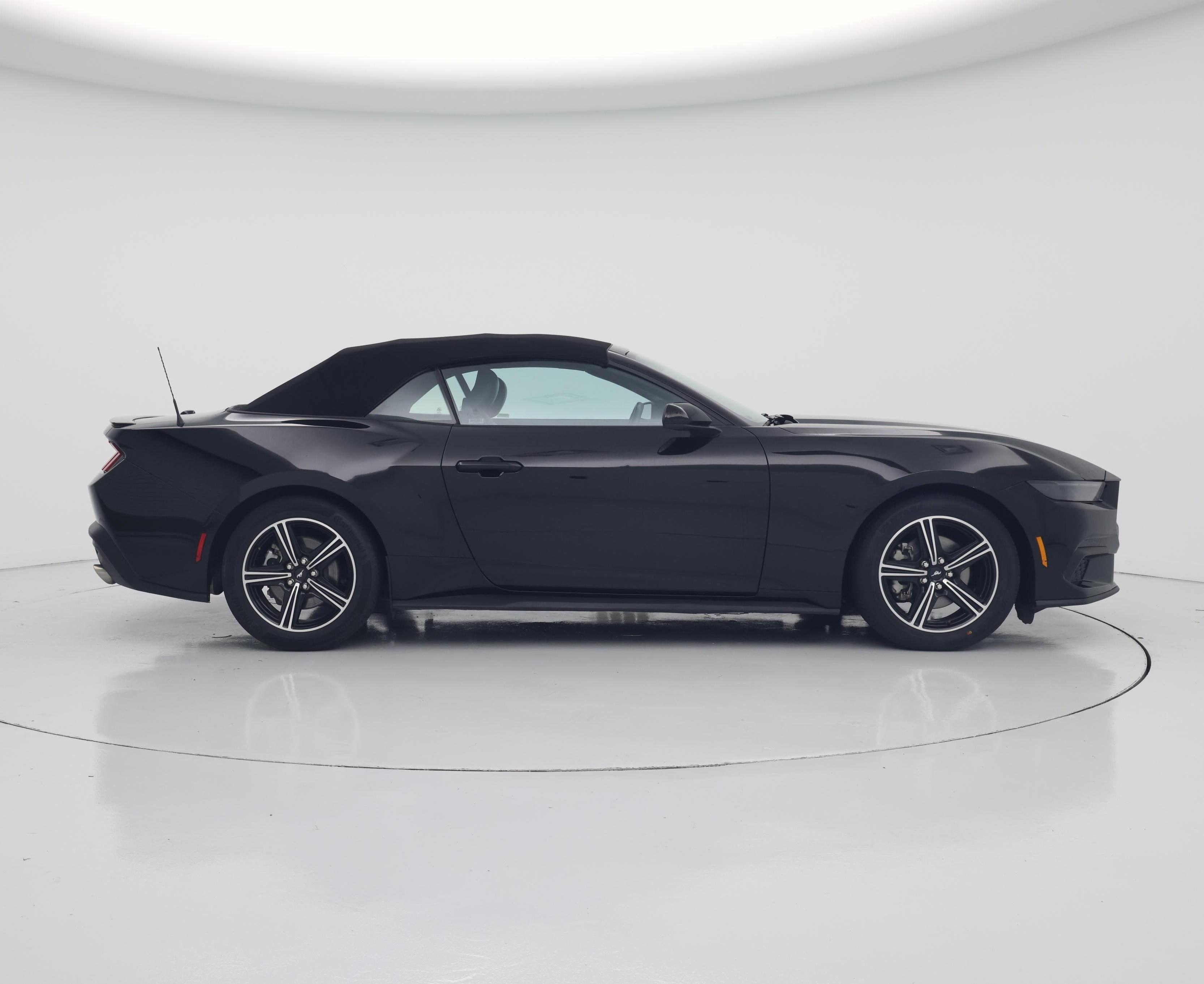 Thumbnail: 2025 Ford Mustang - 7