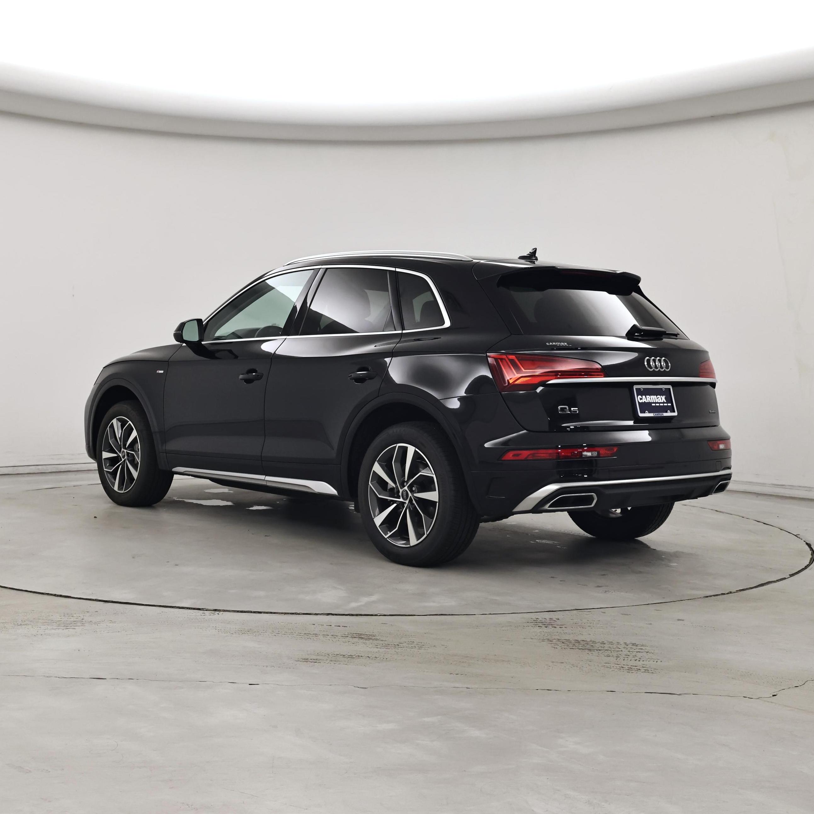 Thumbnail: 2023 Audi Q5 - 2