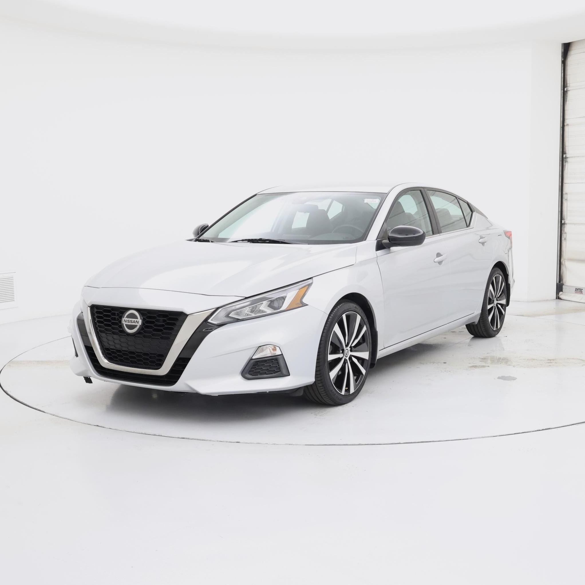 Thumbnail: 2020 Nissan Altima - 4