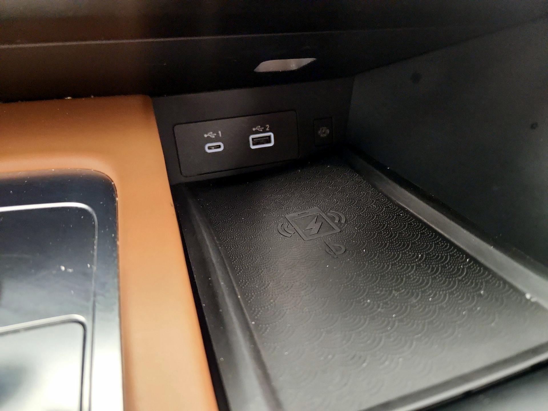 Thumbnail: 2023 INFINITI QX60 - 19