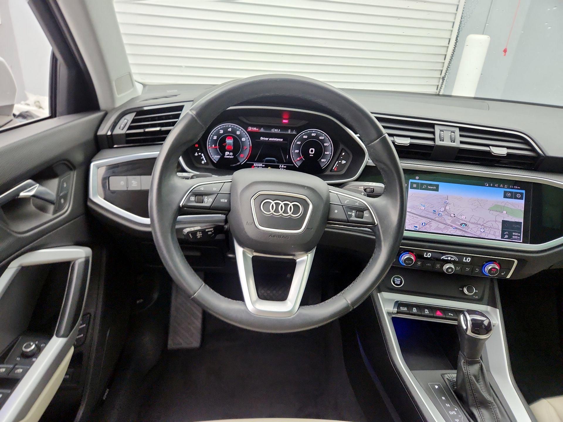 Thumbnail: 2022 Audi Q3 - 10