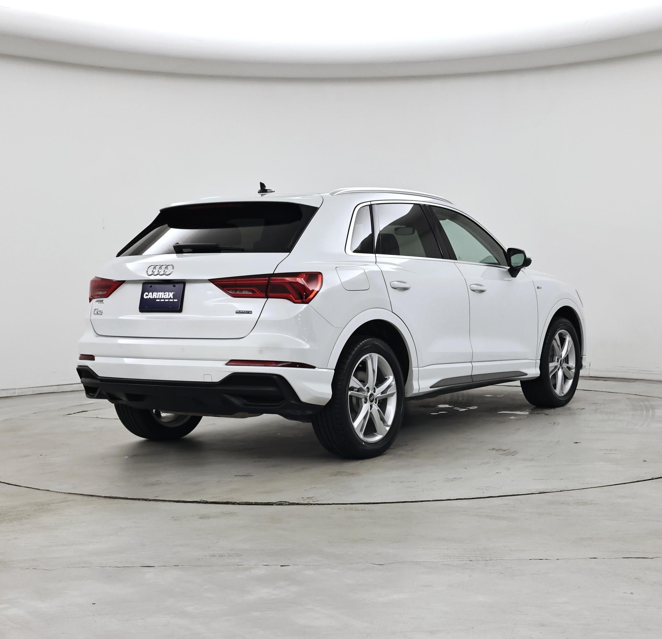 Thumbnail: 2022 Audi Q3 - 8