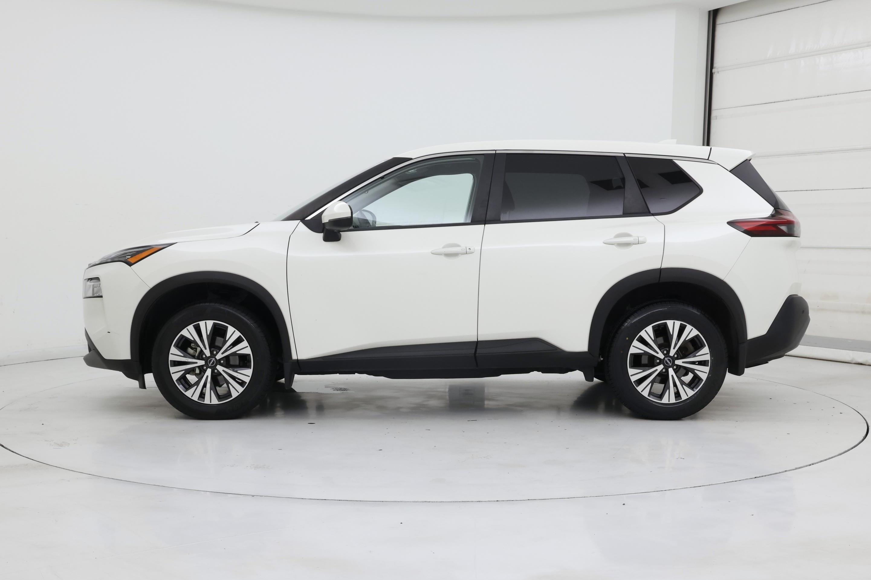 Thumbnail: 2023 Nissan Rogue - 3