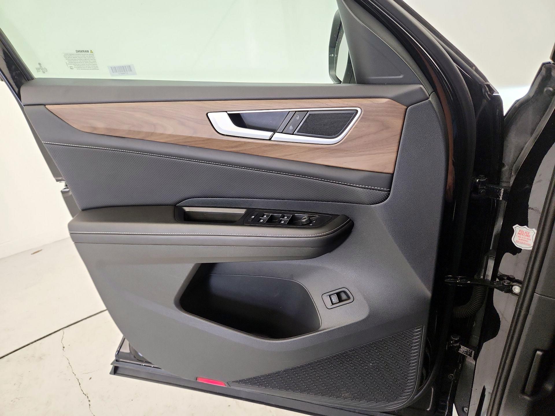 Thumbnail: 2025 Volkswagen Atlas - 12
