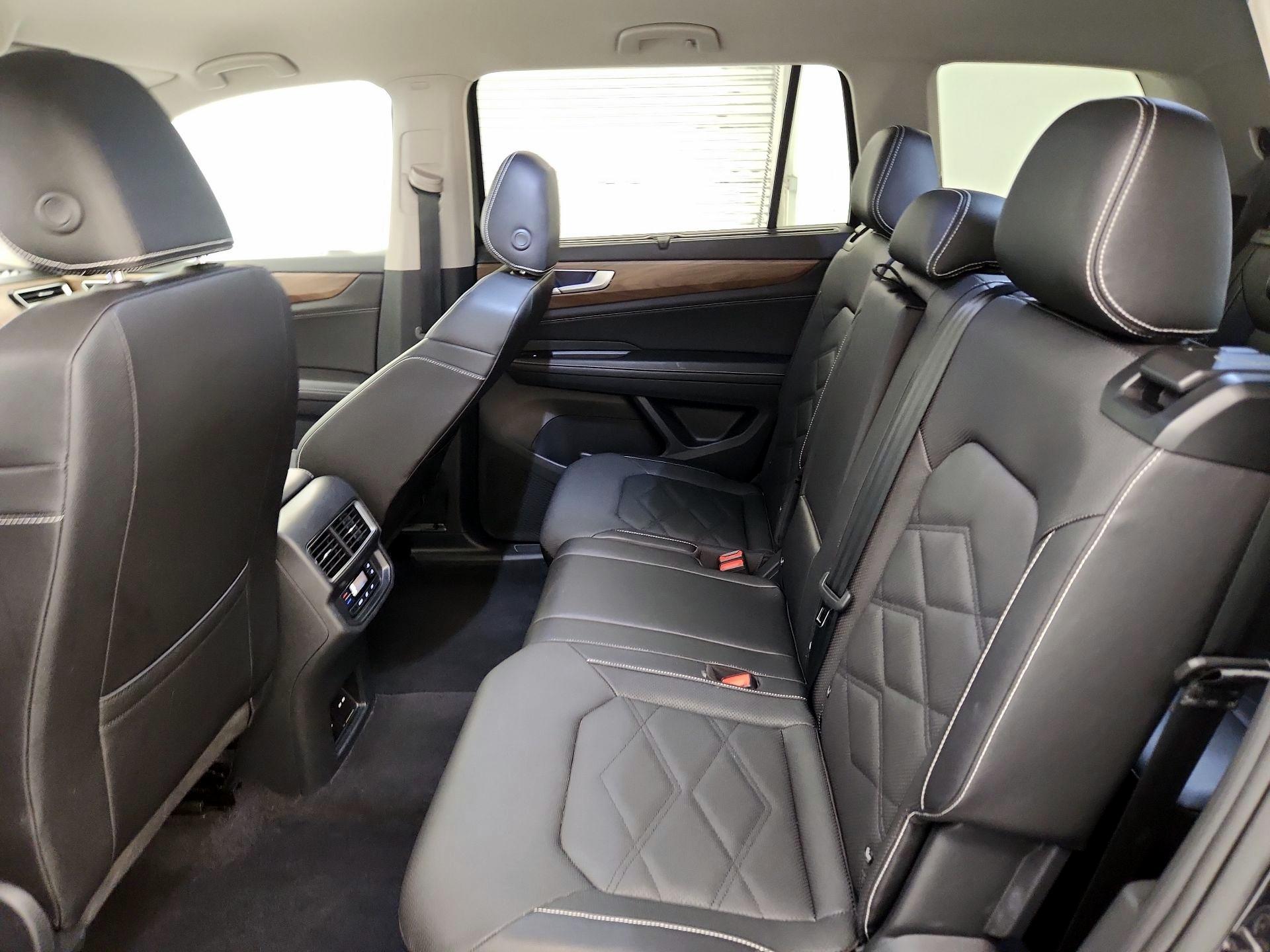 Thumbnail: 2025 Volkswagen Atlas - 19