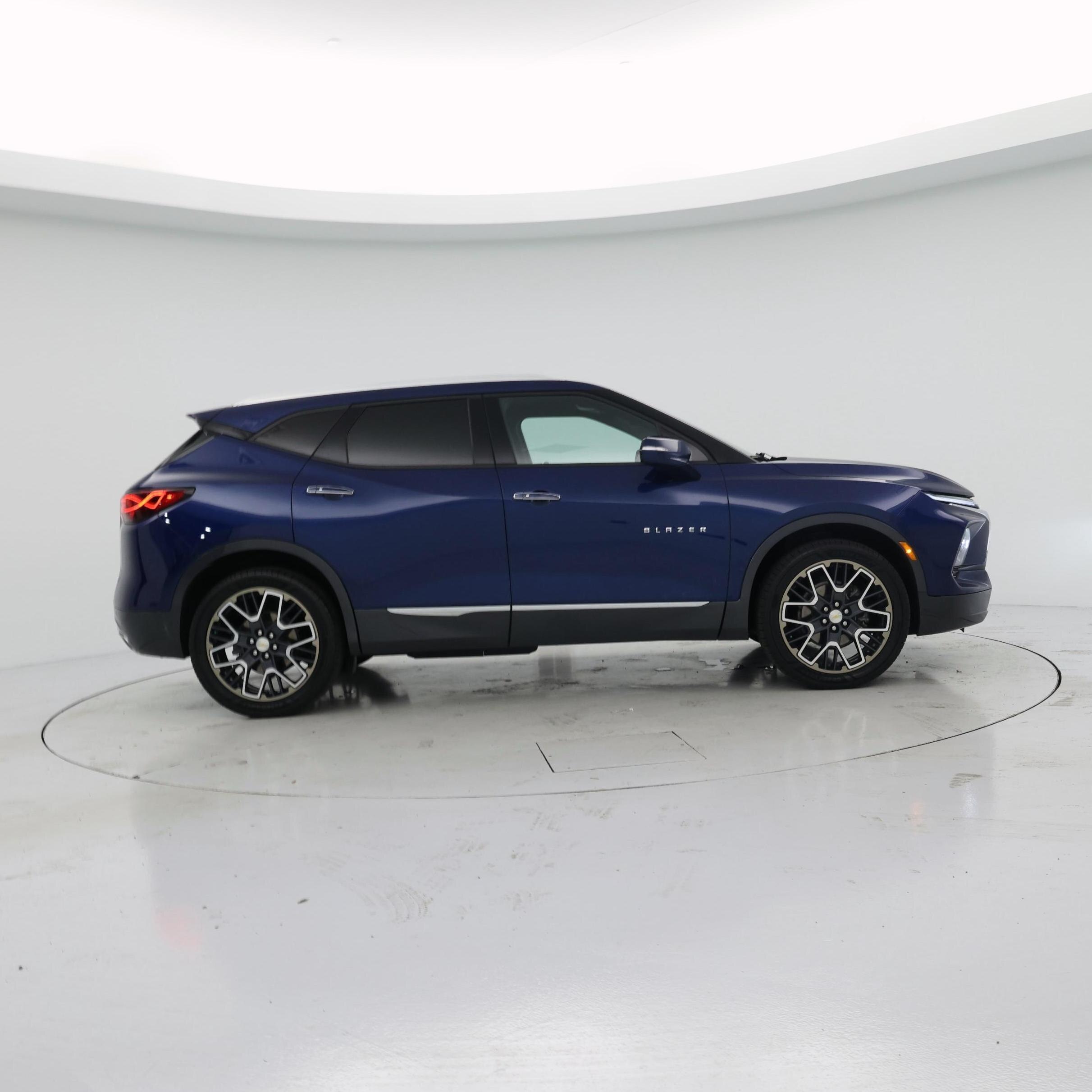 Thumbnail: 2023 Chevrolet Blazer - 7