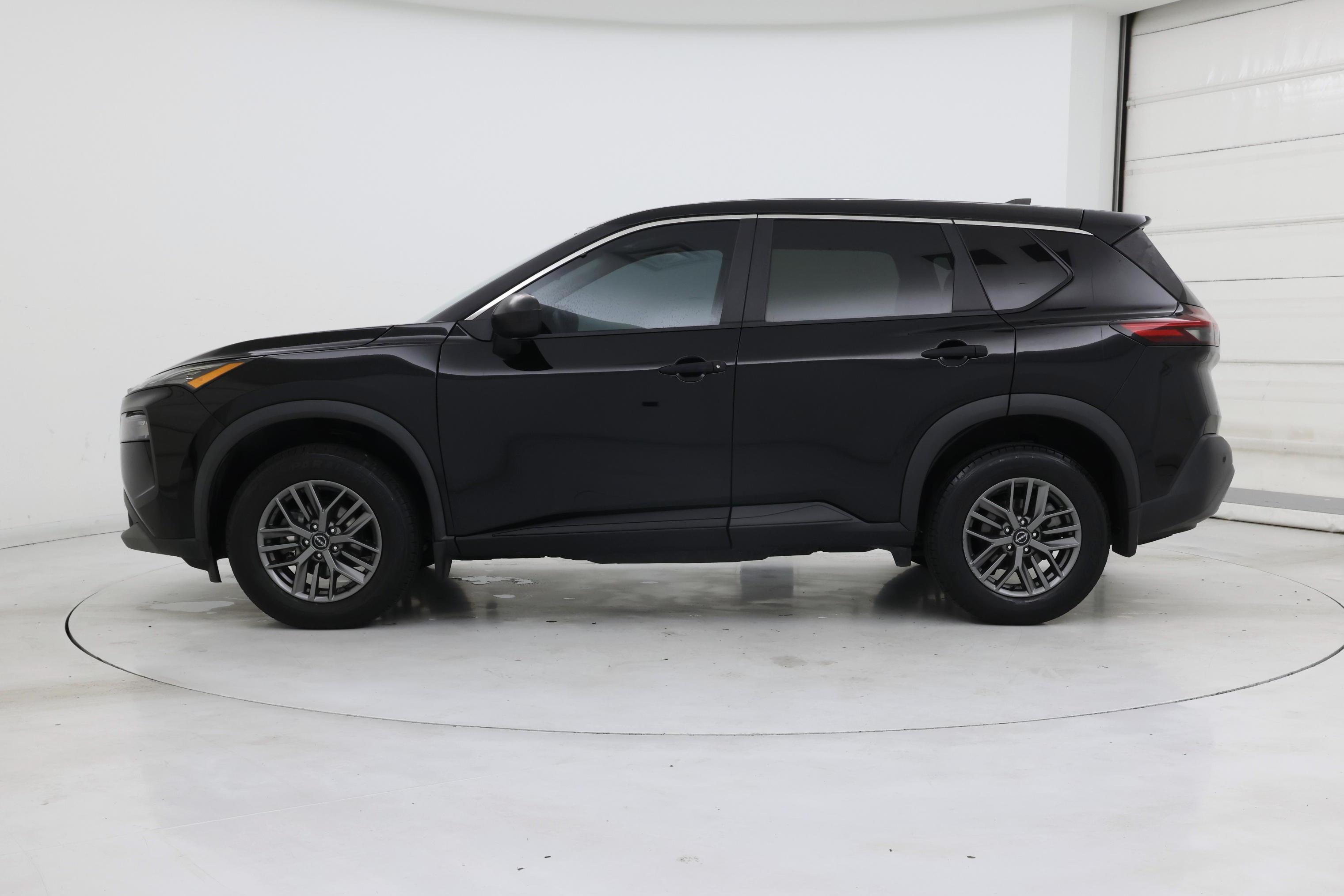 Thumbnail: 2023 Nissan Rogue - 3