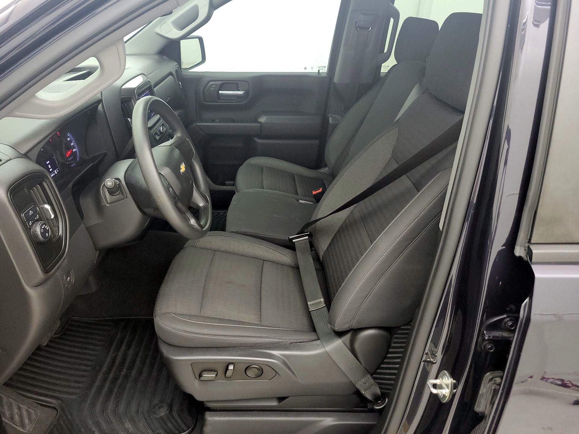 Thumbnail: 2023 Chevrolet Silverado 1500 - 11