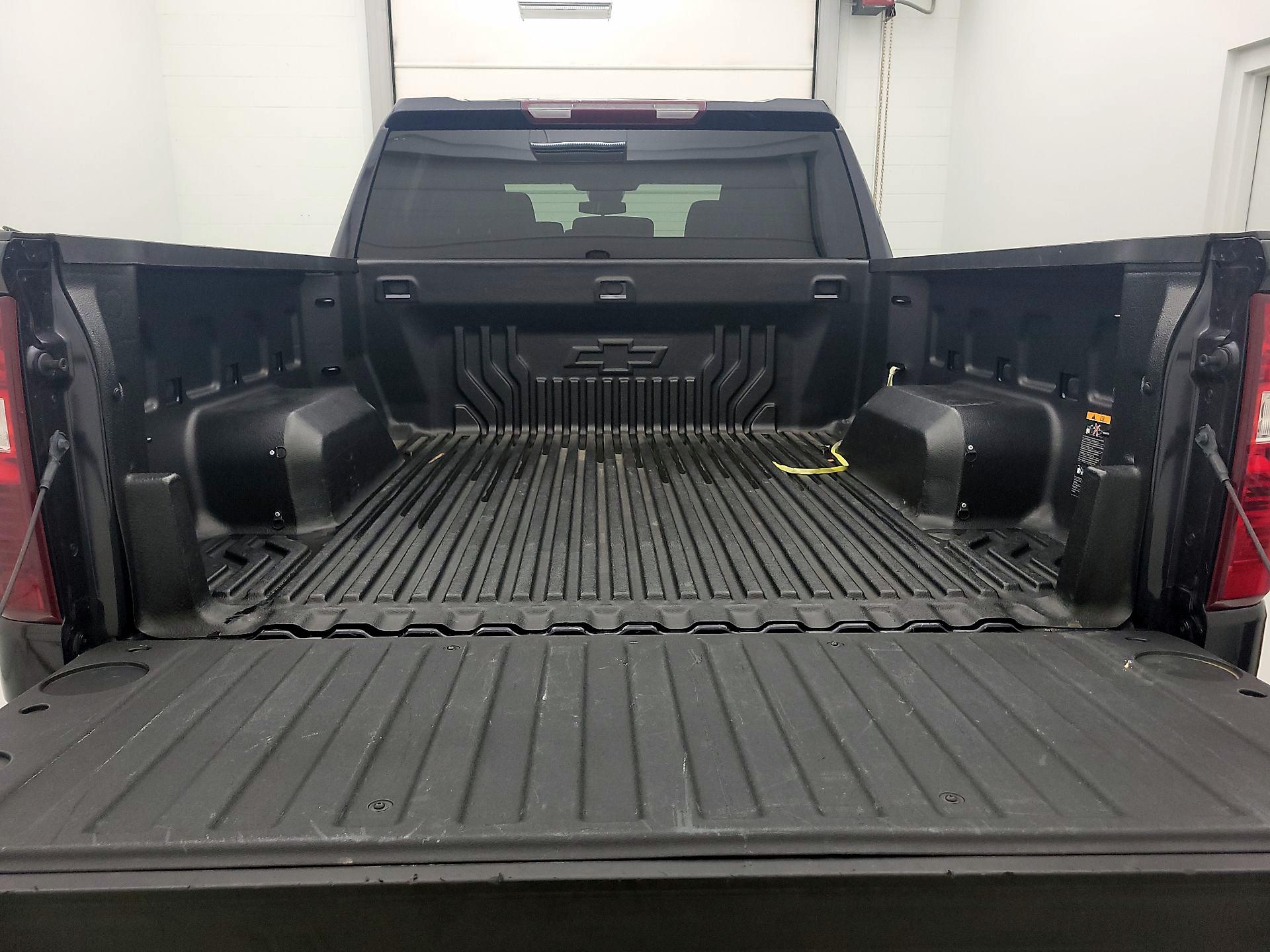 Thumbnail: 2023 Chevrolet Silverado 1500 - 20