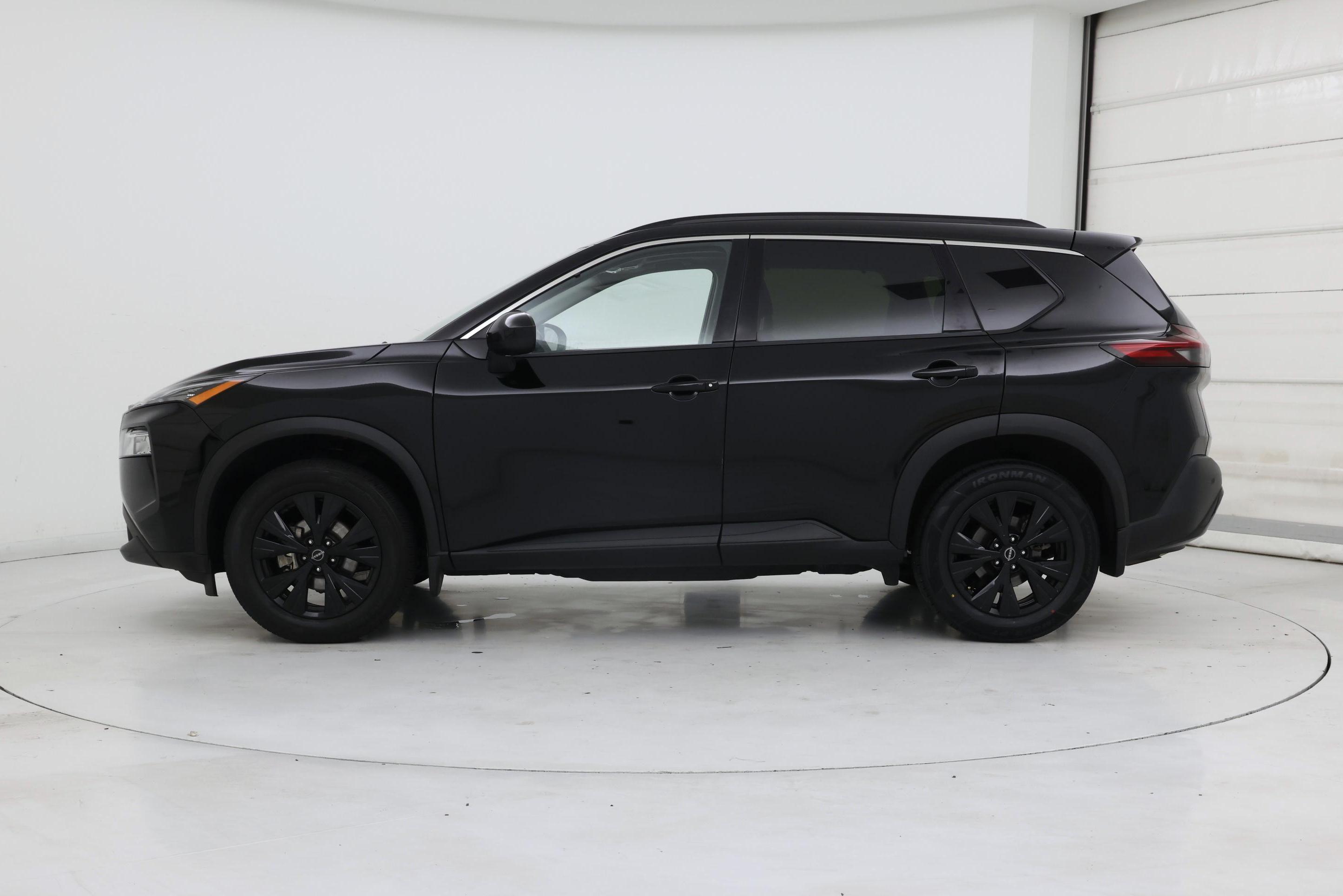Thumbnail: 2023 Nissan Rogue - 3