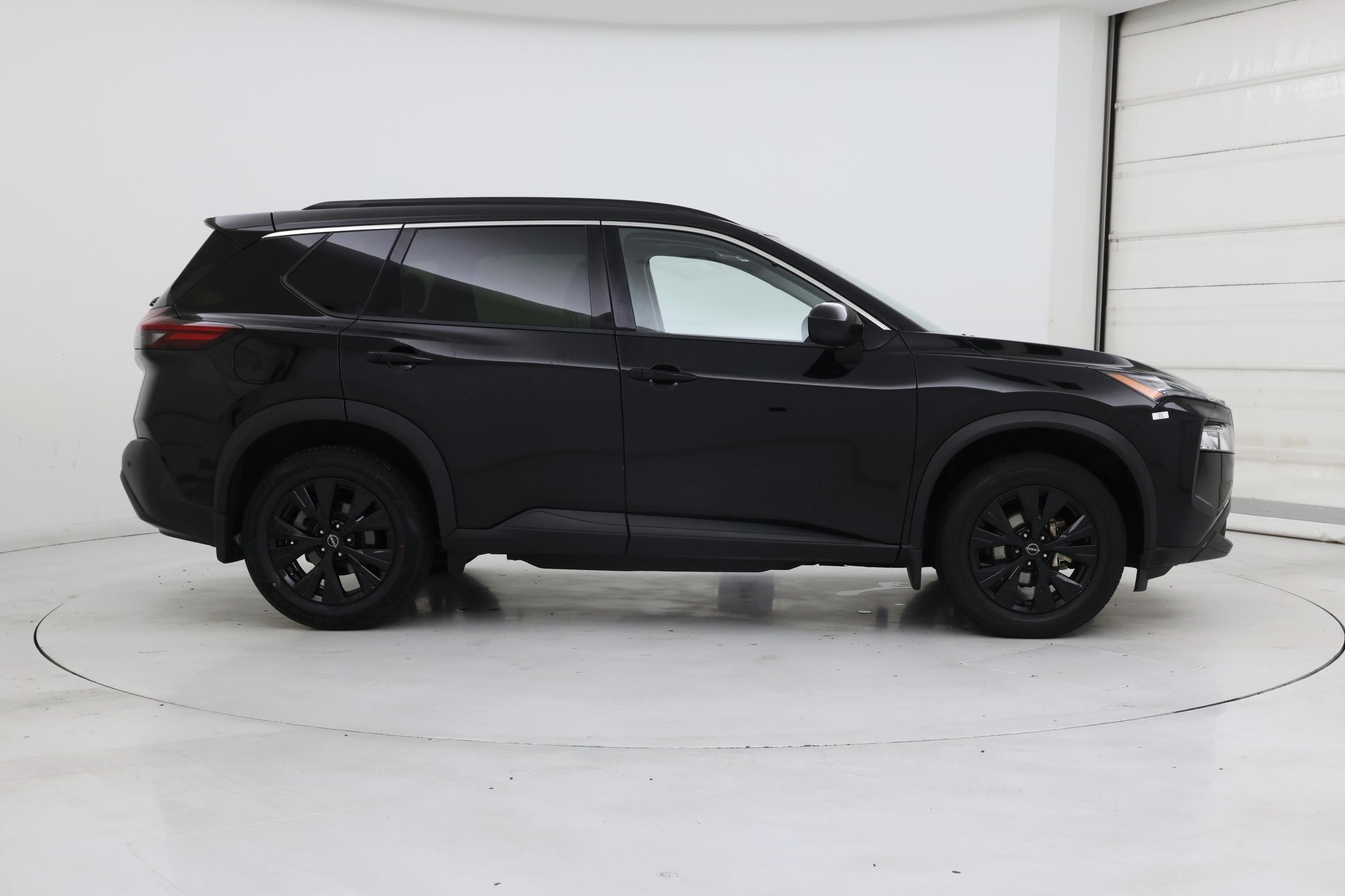 Thumbnail: 2023 Nissan Rogue - 7