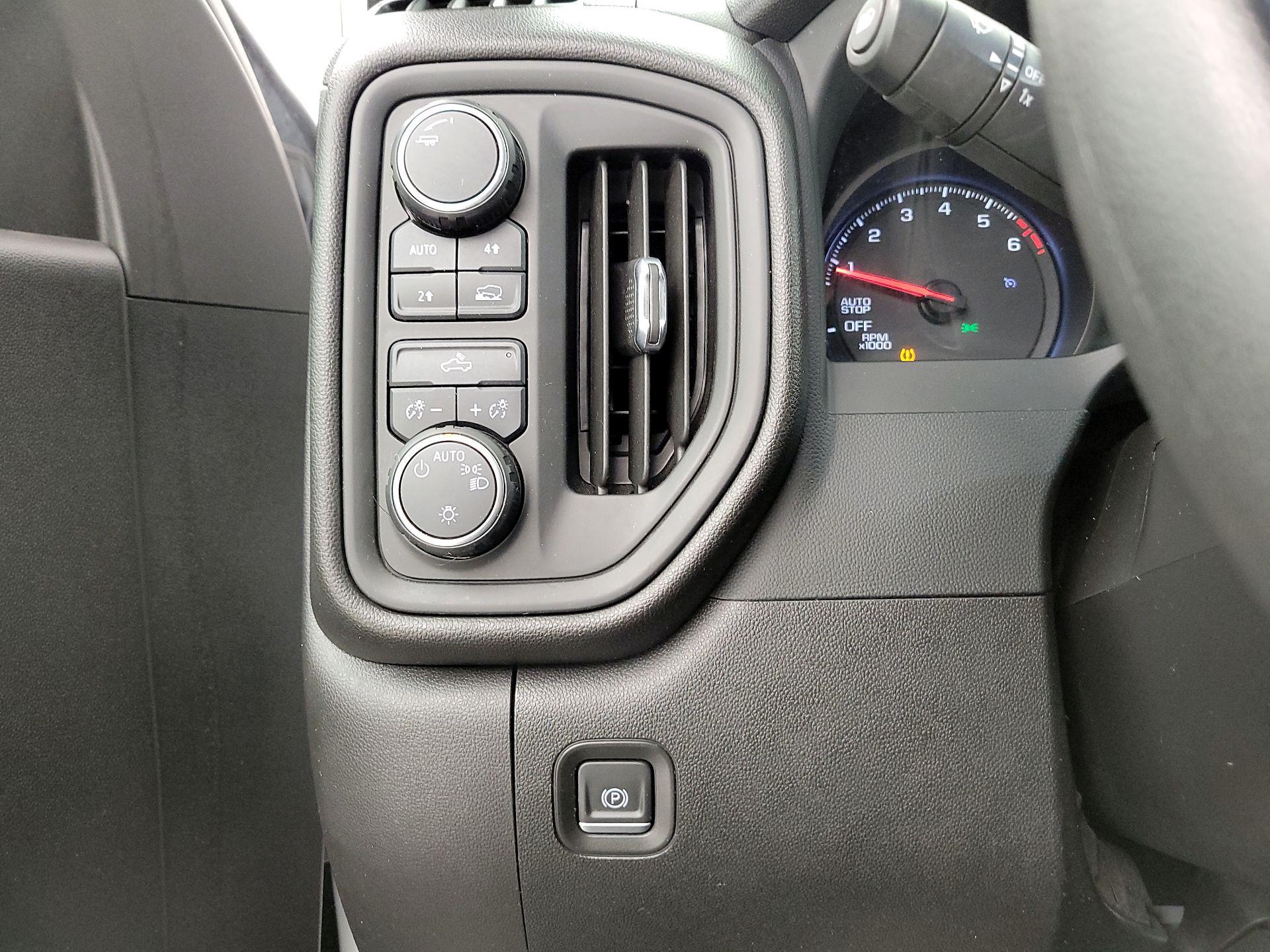 Thumbnail: 2024 Chevrolet Silverado 1500 - 13