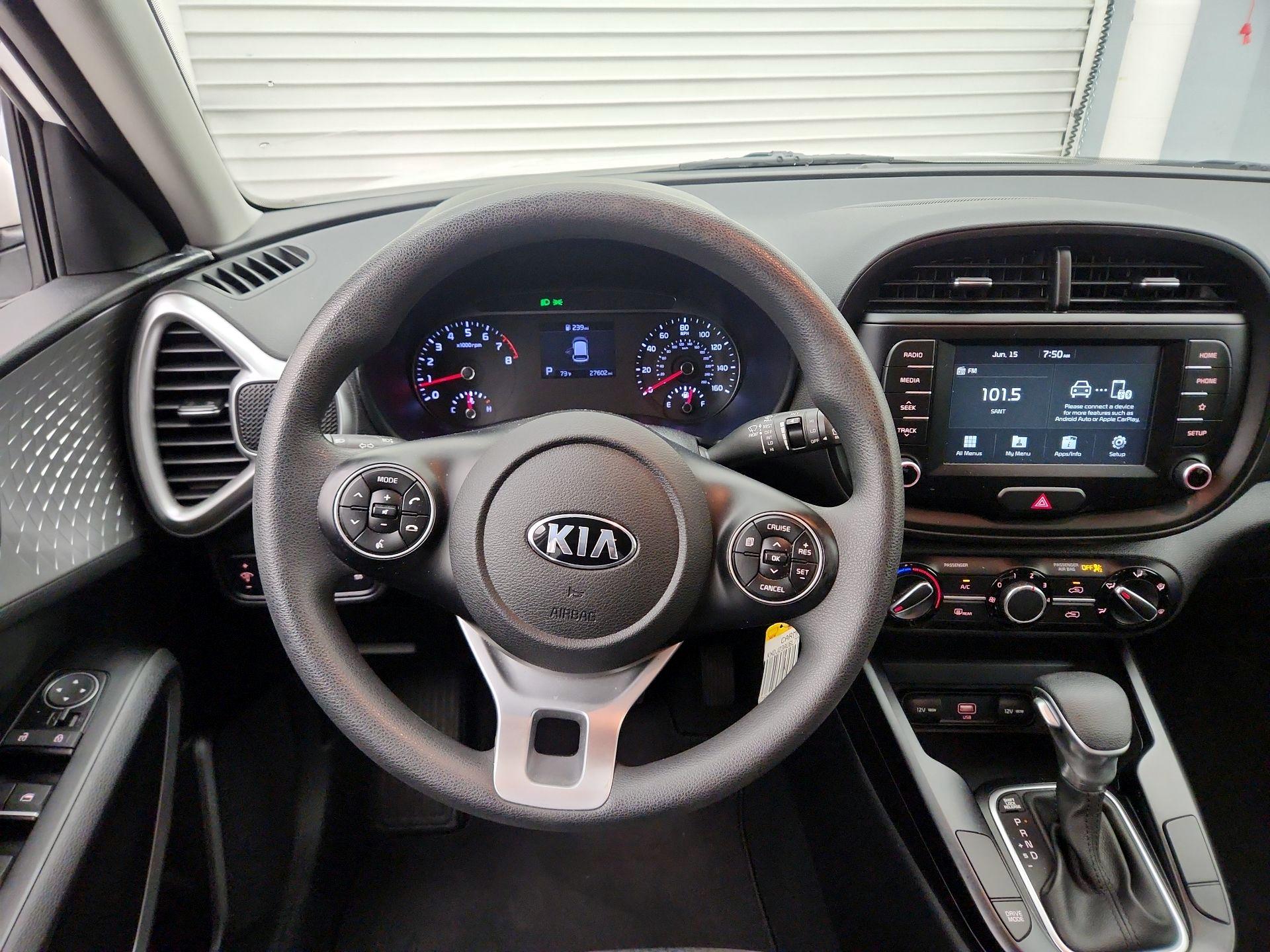 Thumbnail: 2020 Kia Soul - 10