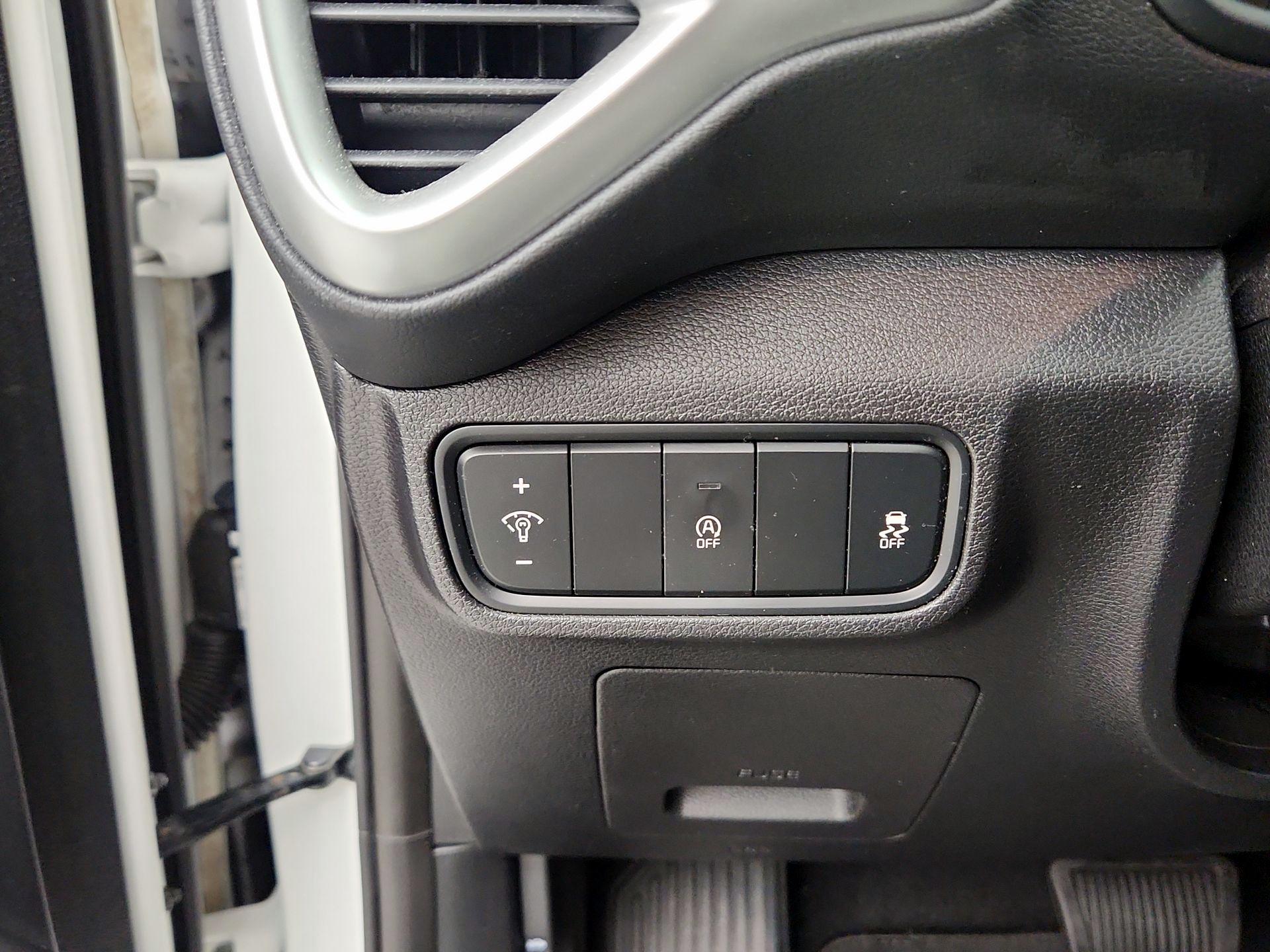 Thumbnail: 2020 Kia Soul - 13