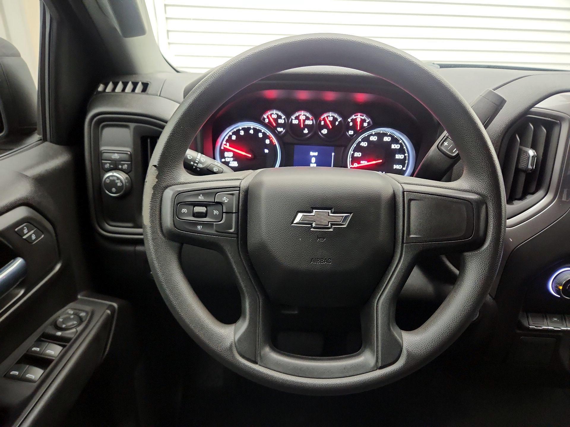 Thumbnail: 2023 Chevrolet Silverado 1500 - 10