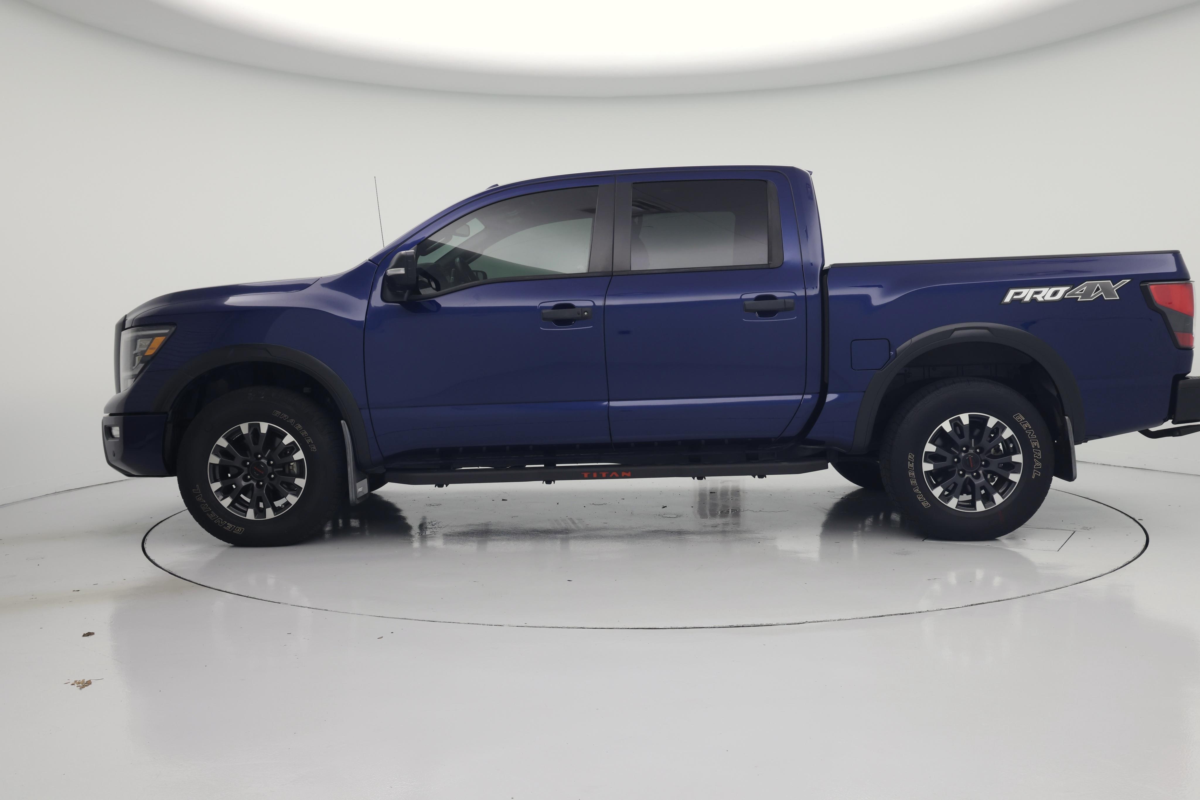 Thumbnail: 2021 Nissan Titan - 3
