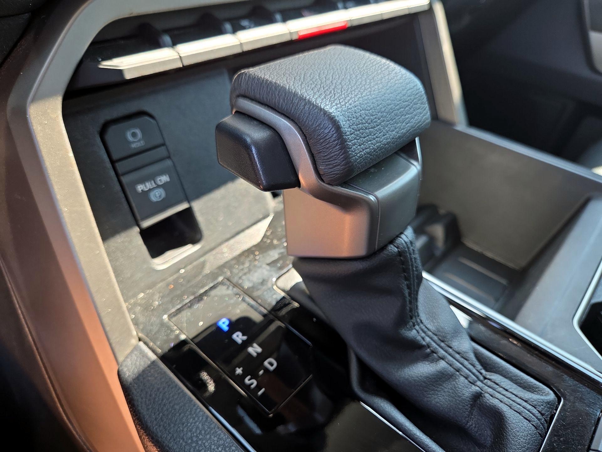 Thumbnail: 2023 Toyota Tundra - 17