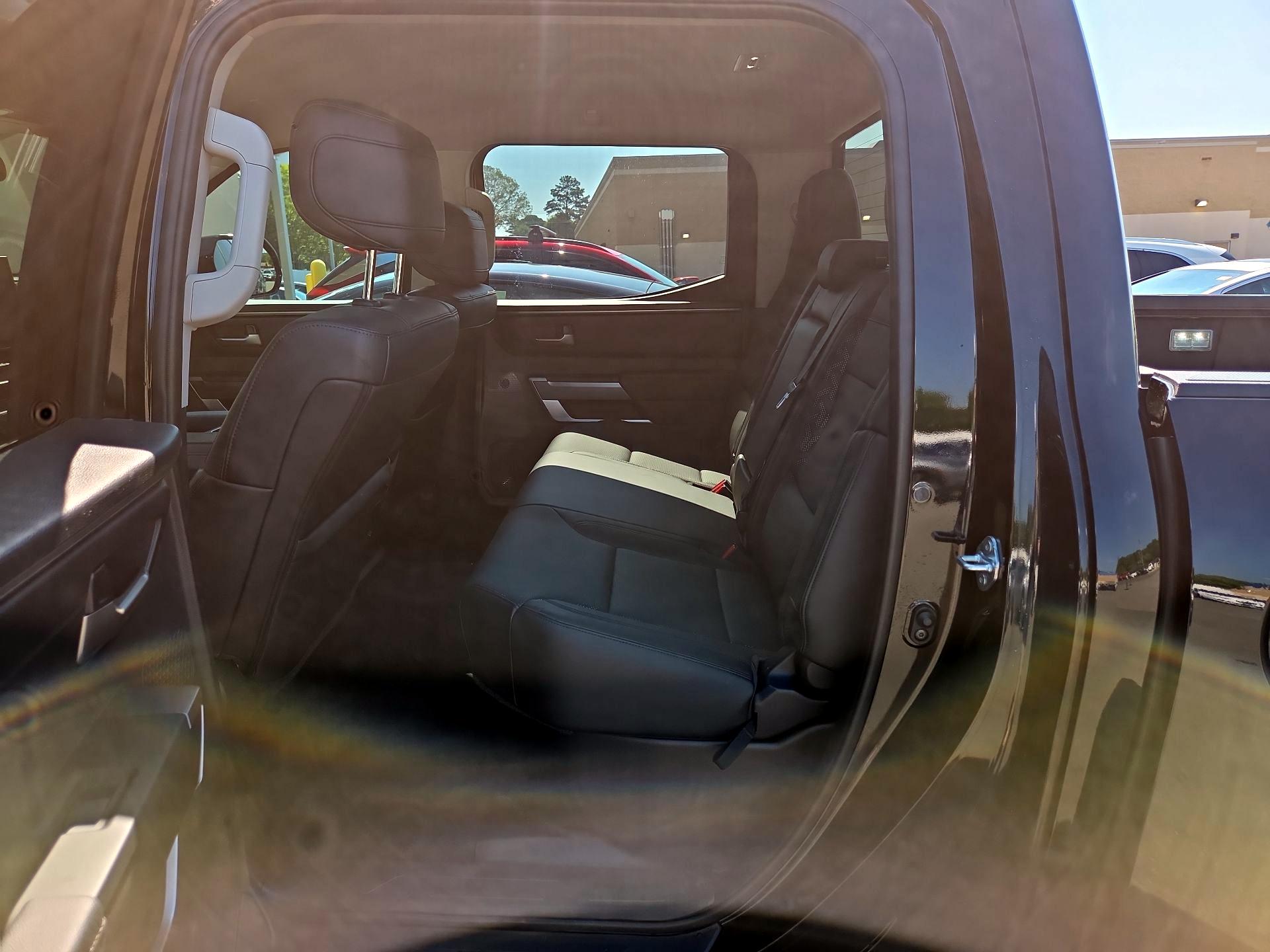 Thumbnail: 2023 Toyota Tundra - 19