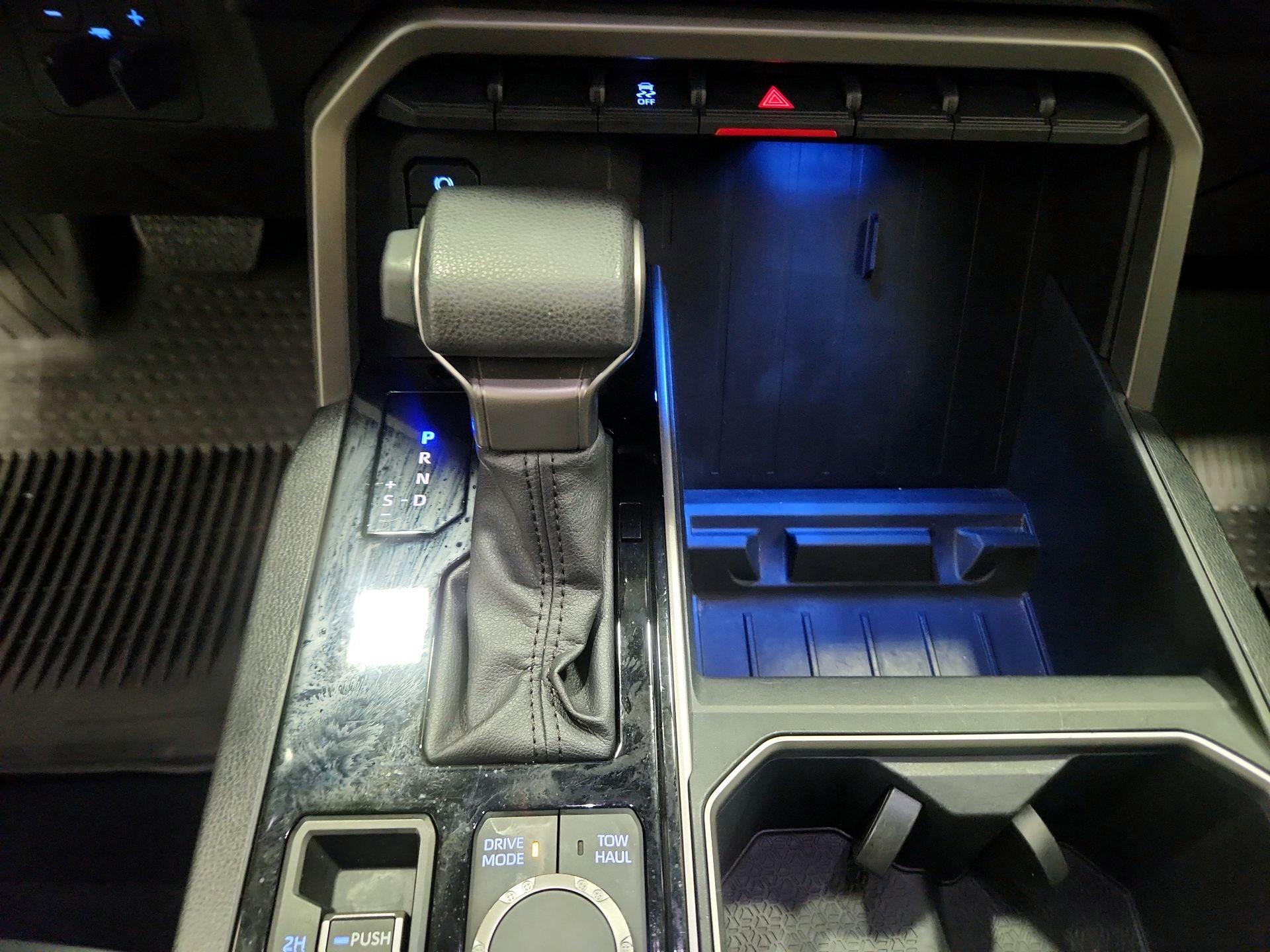 Thumbnail: 2023 Toyota Tundra - 17