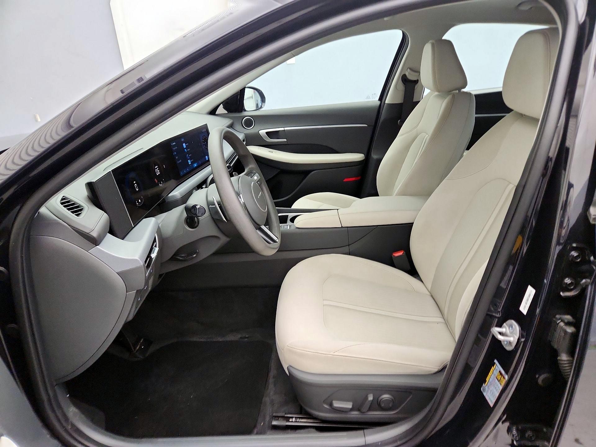 Thumbnail: 2025 Hyundai Sonata - 11