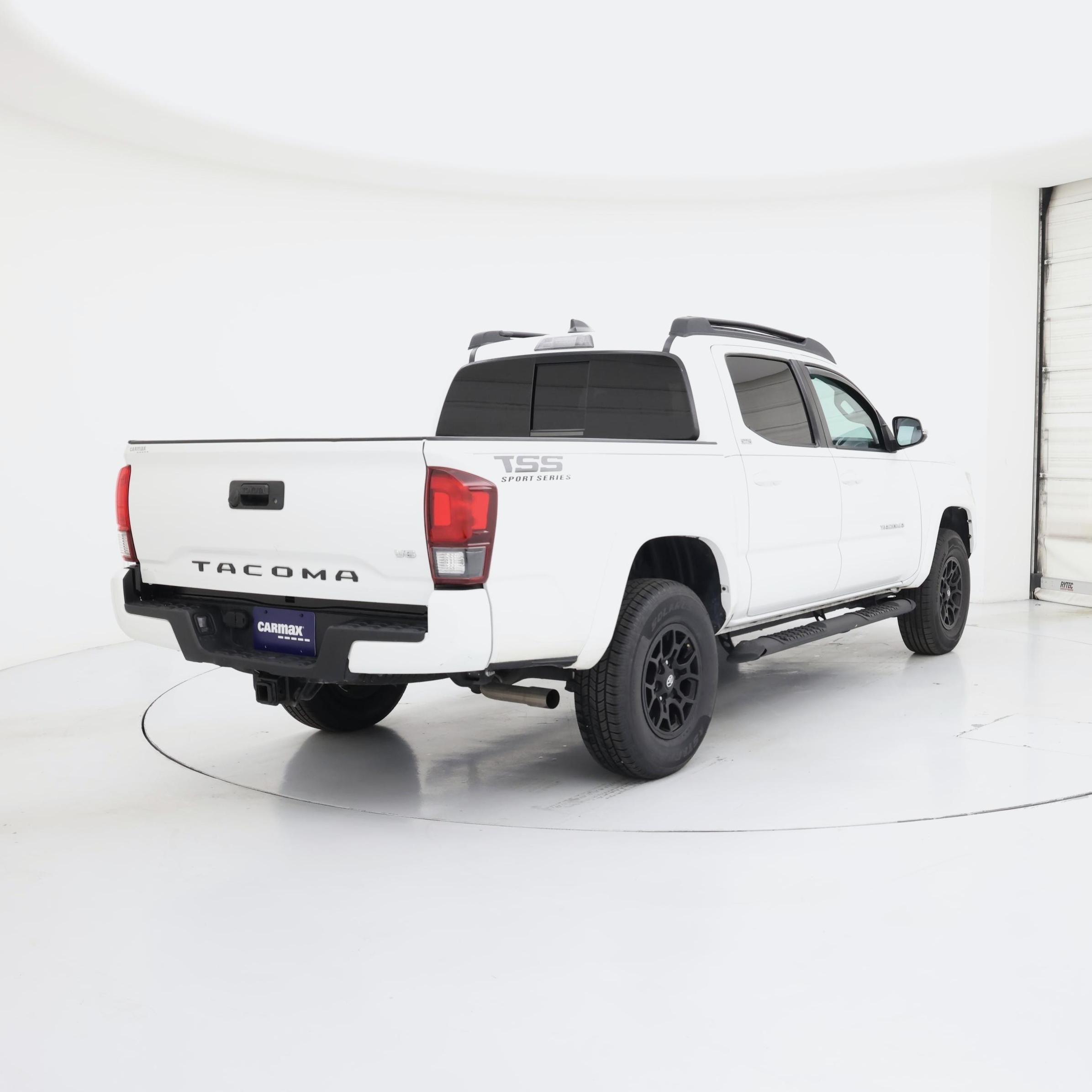 Thumbnail: 2022 Toyota Tacoma - 8