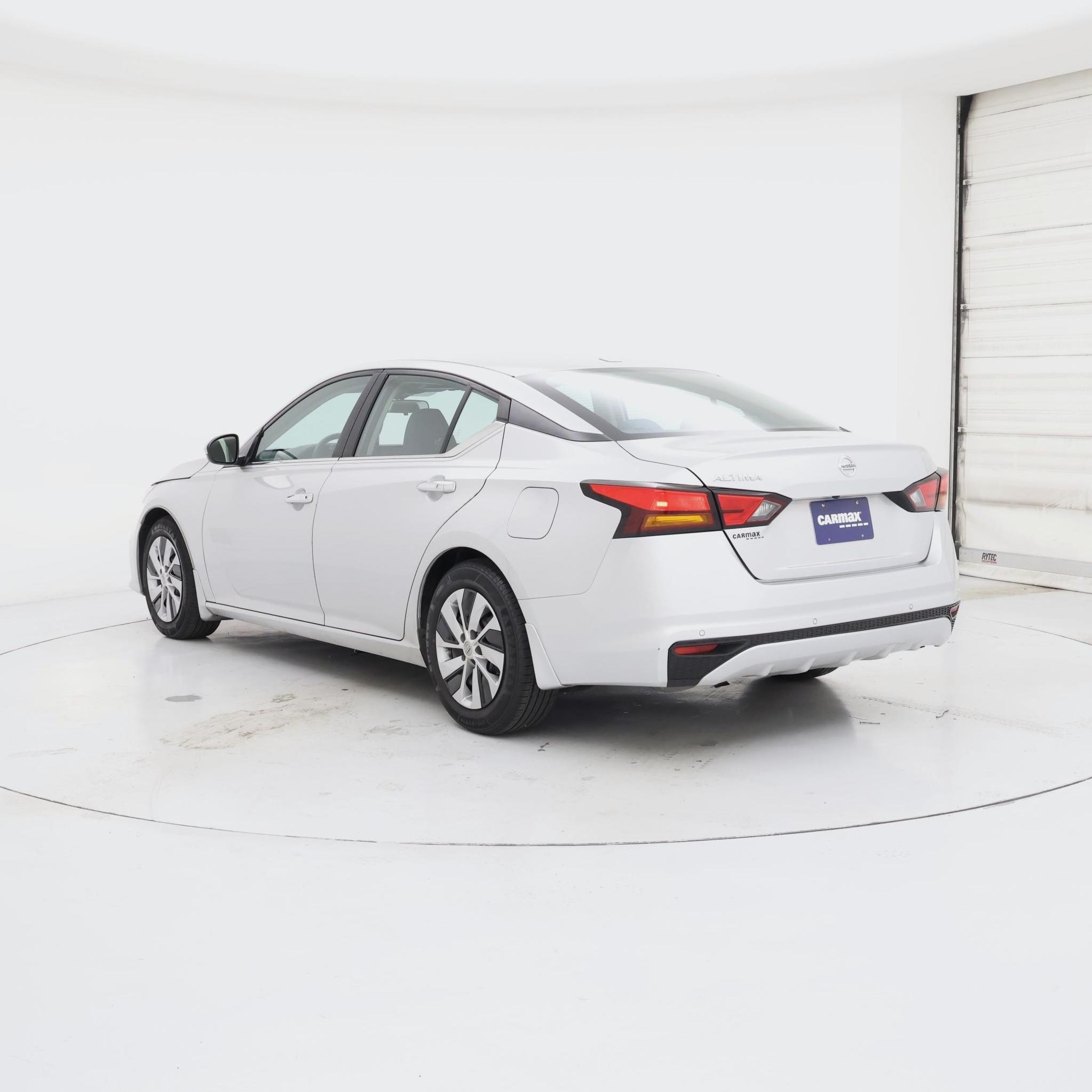 Thumbnail: 2024 Nissan Sentra - 2