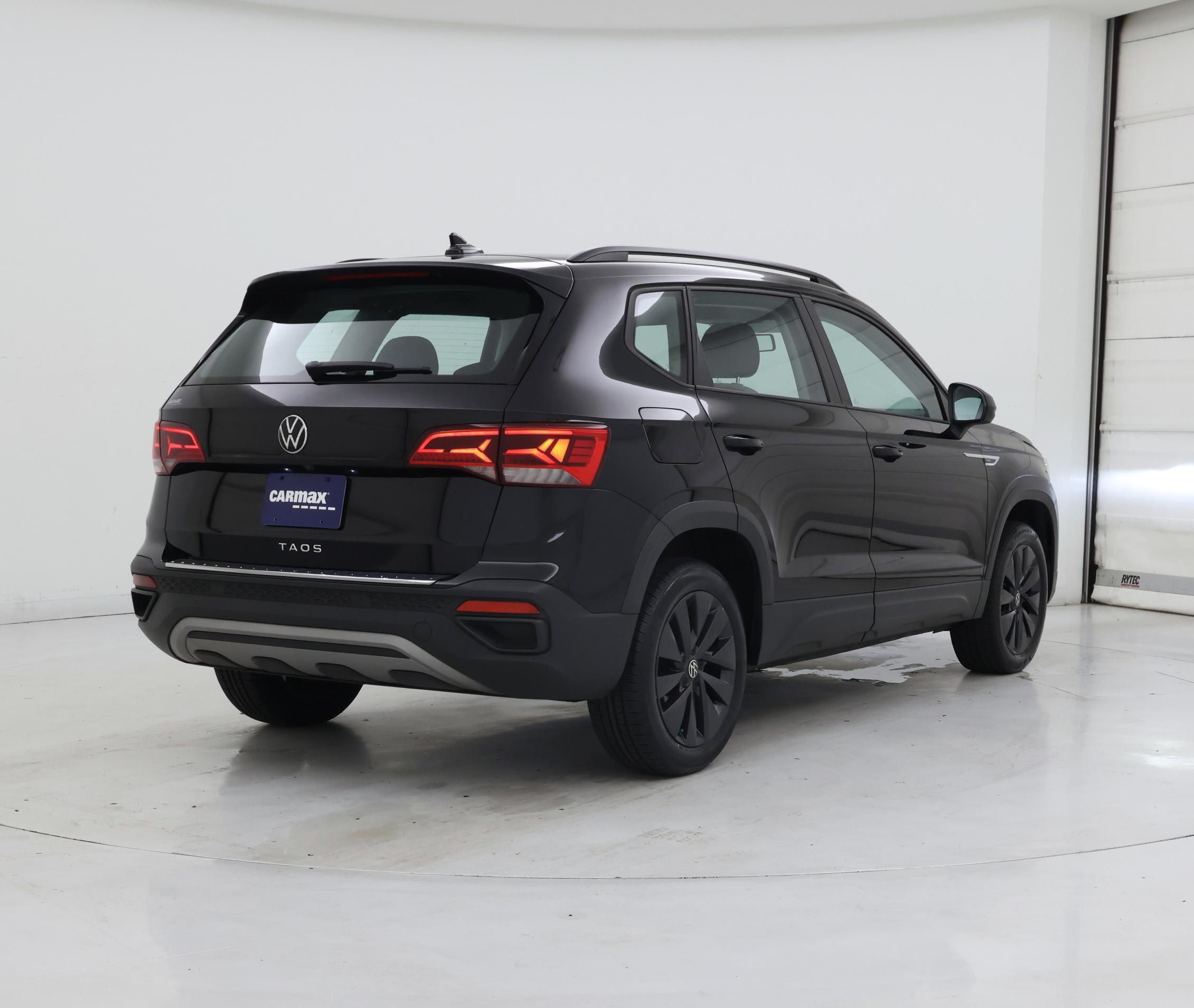 Thumbnail: 2022 Volkswagen Taos - 8