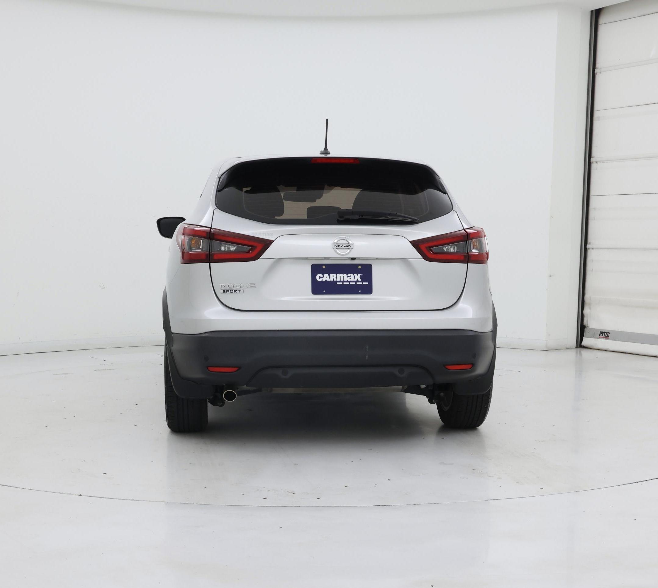 Thumbnail: 2021 Nissan Rogue Sport - 6