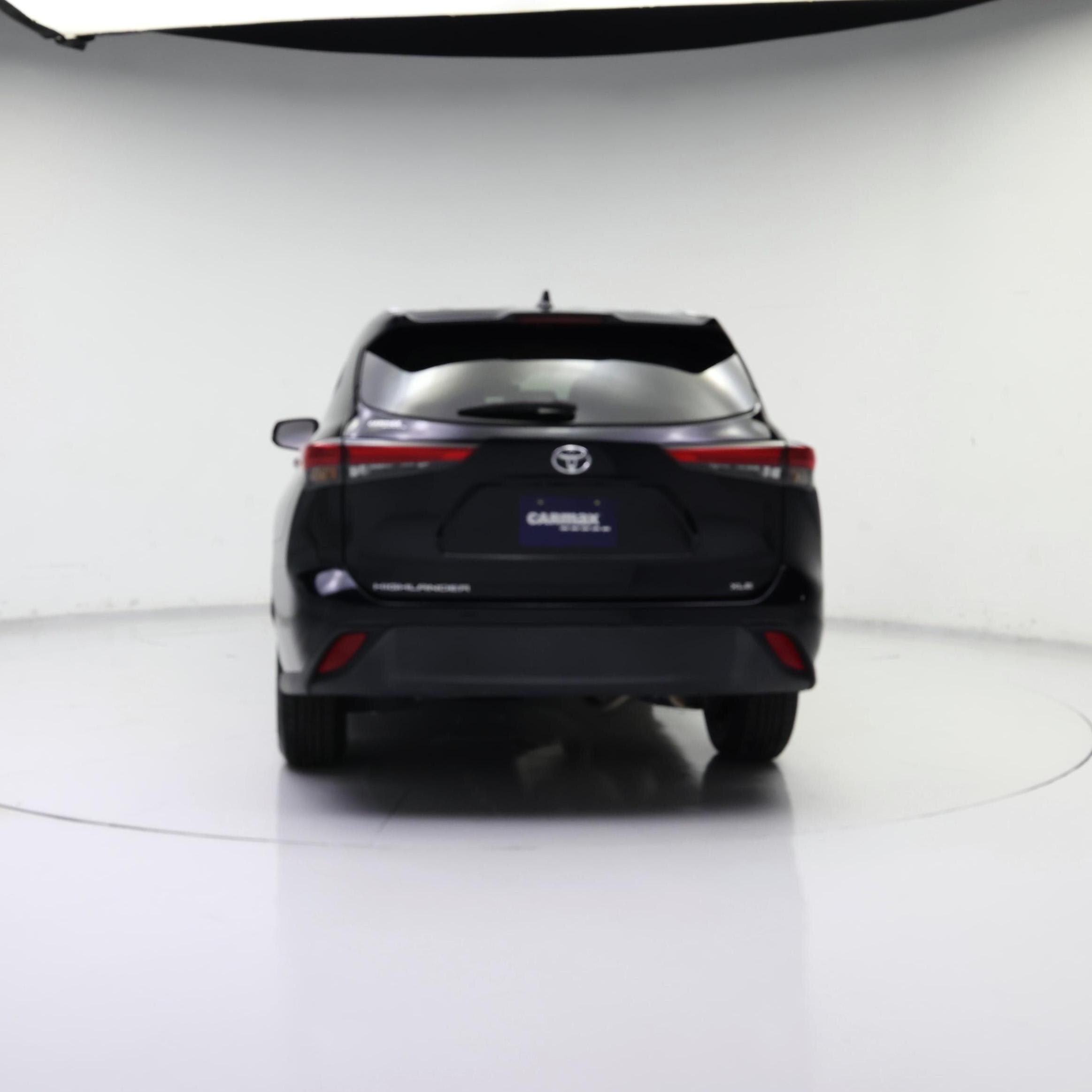 Thumbnail: 2023 Toyota Highlander - 6