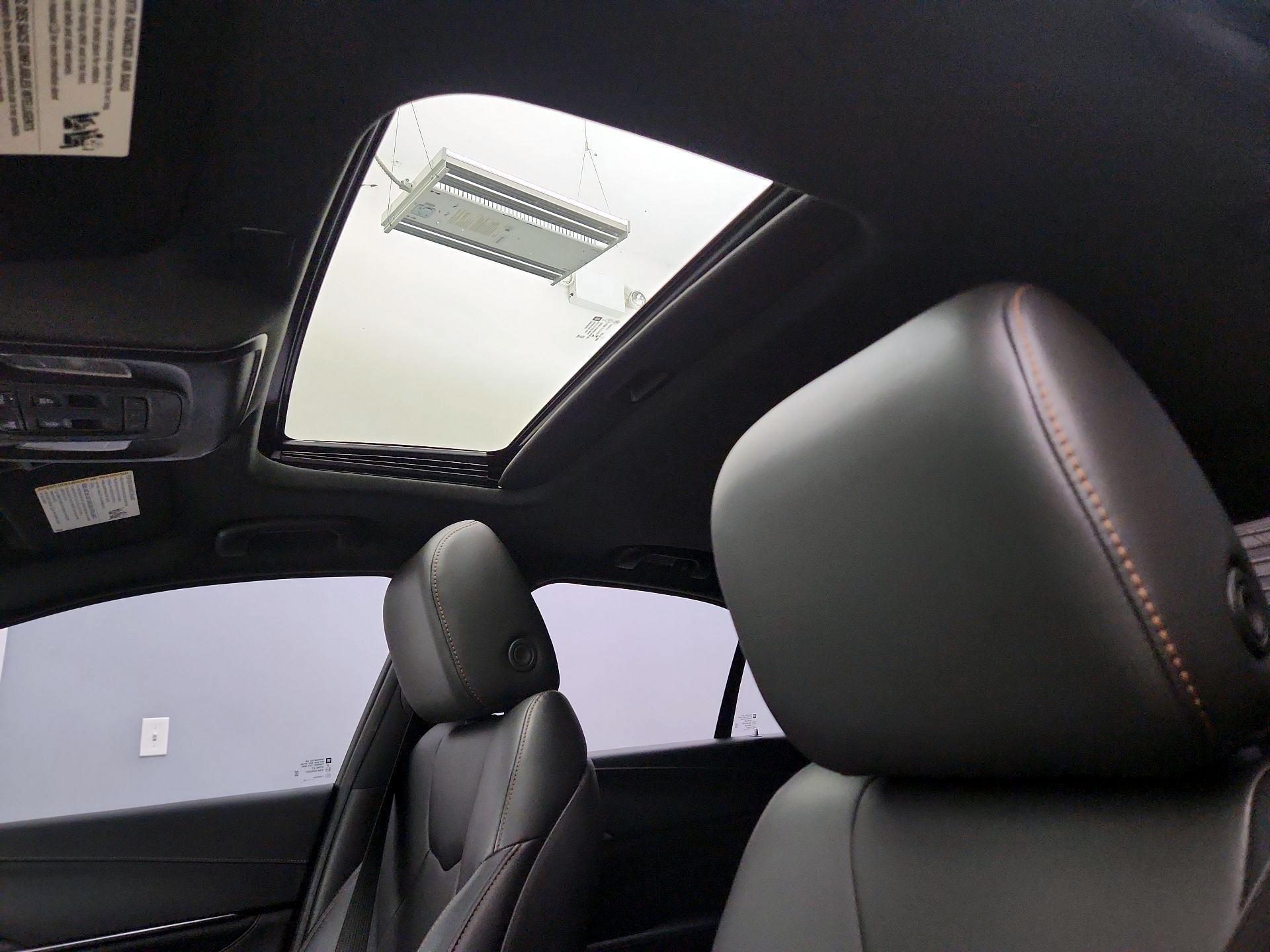 Thumbnail: 2022 Cadillac CT4 - 18