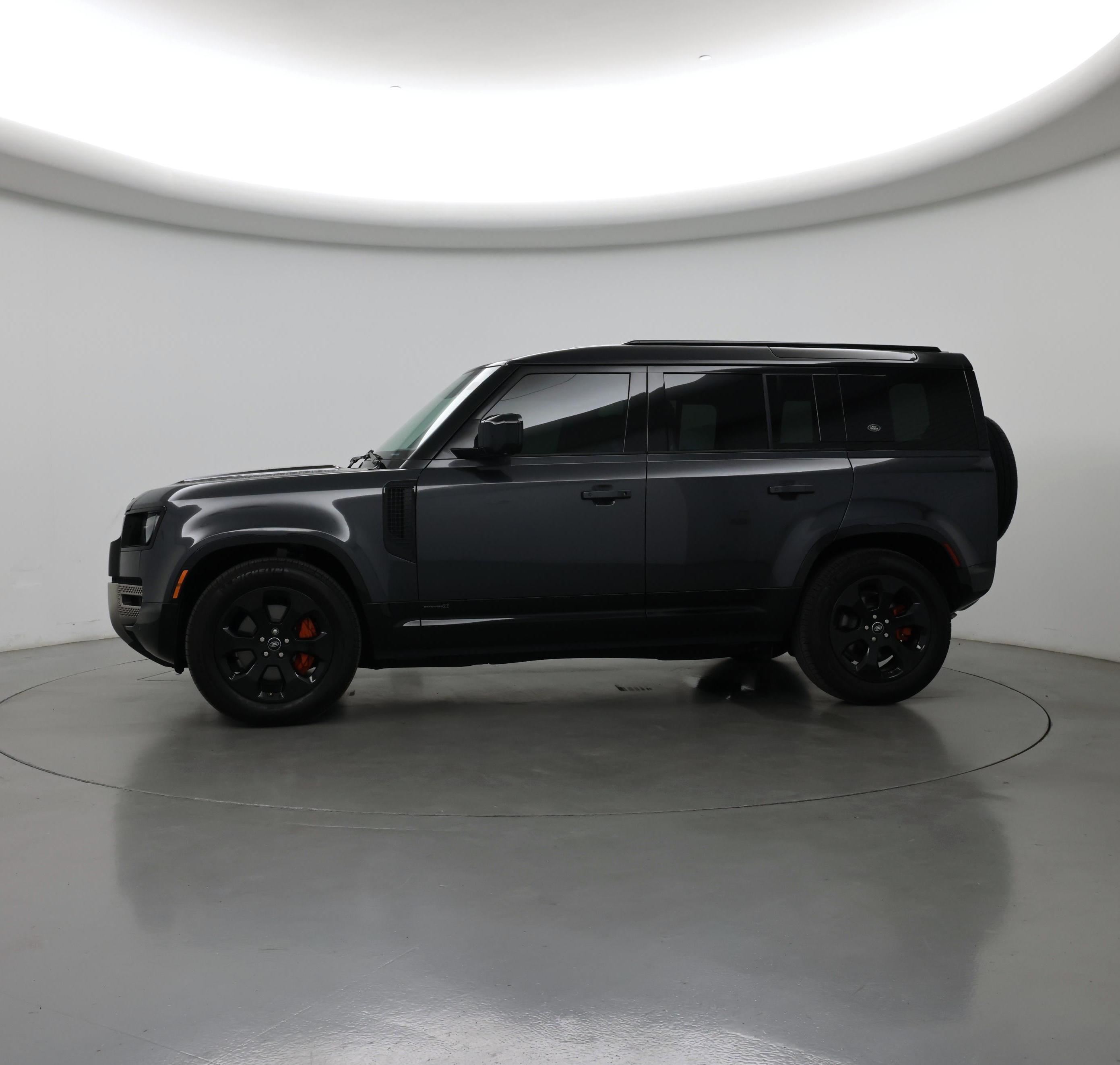 Thumbnail: 2021 Land Rover Defender - 3