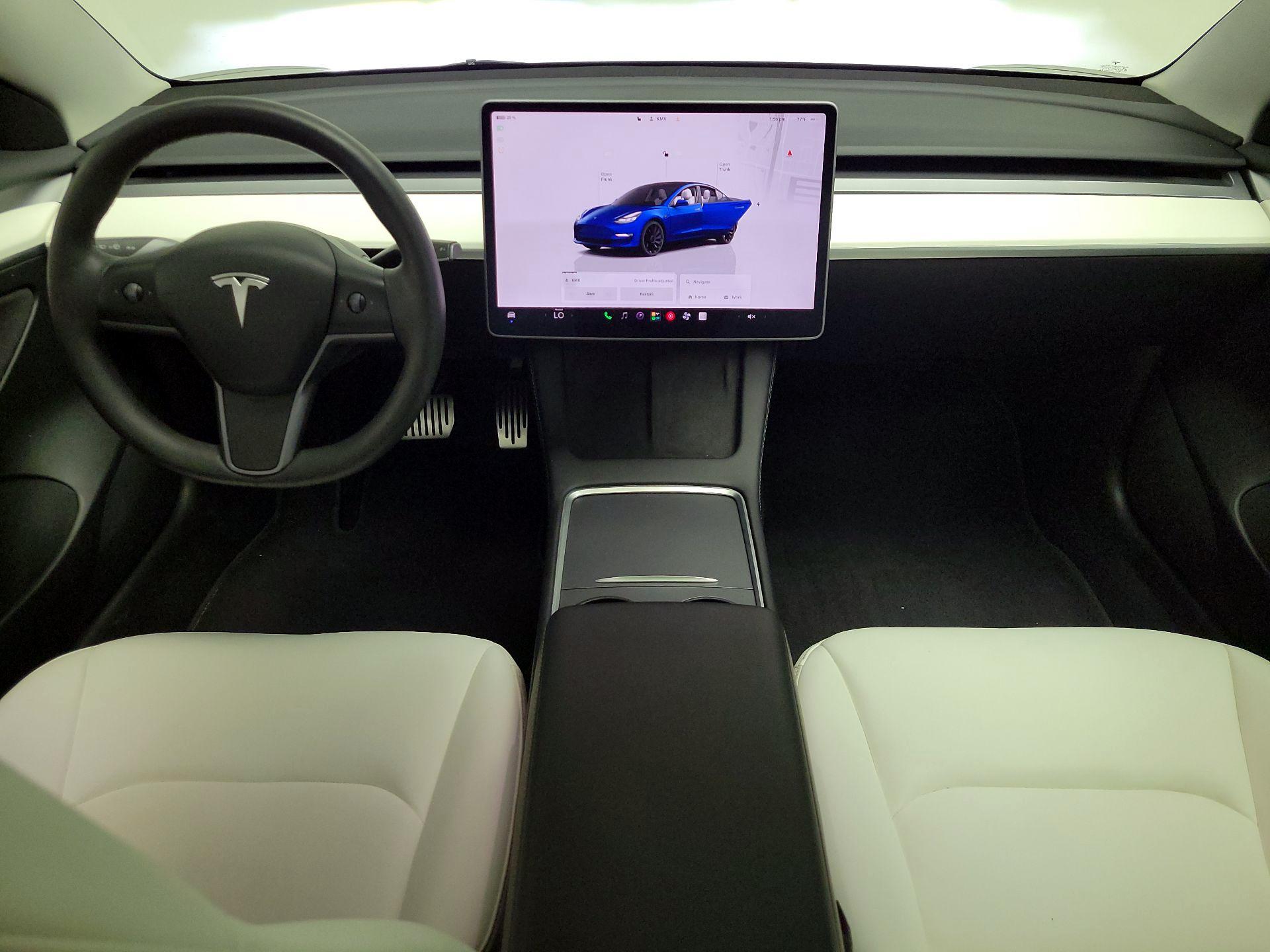Thumbnail: 2023 Tesla Model 3 - 9