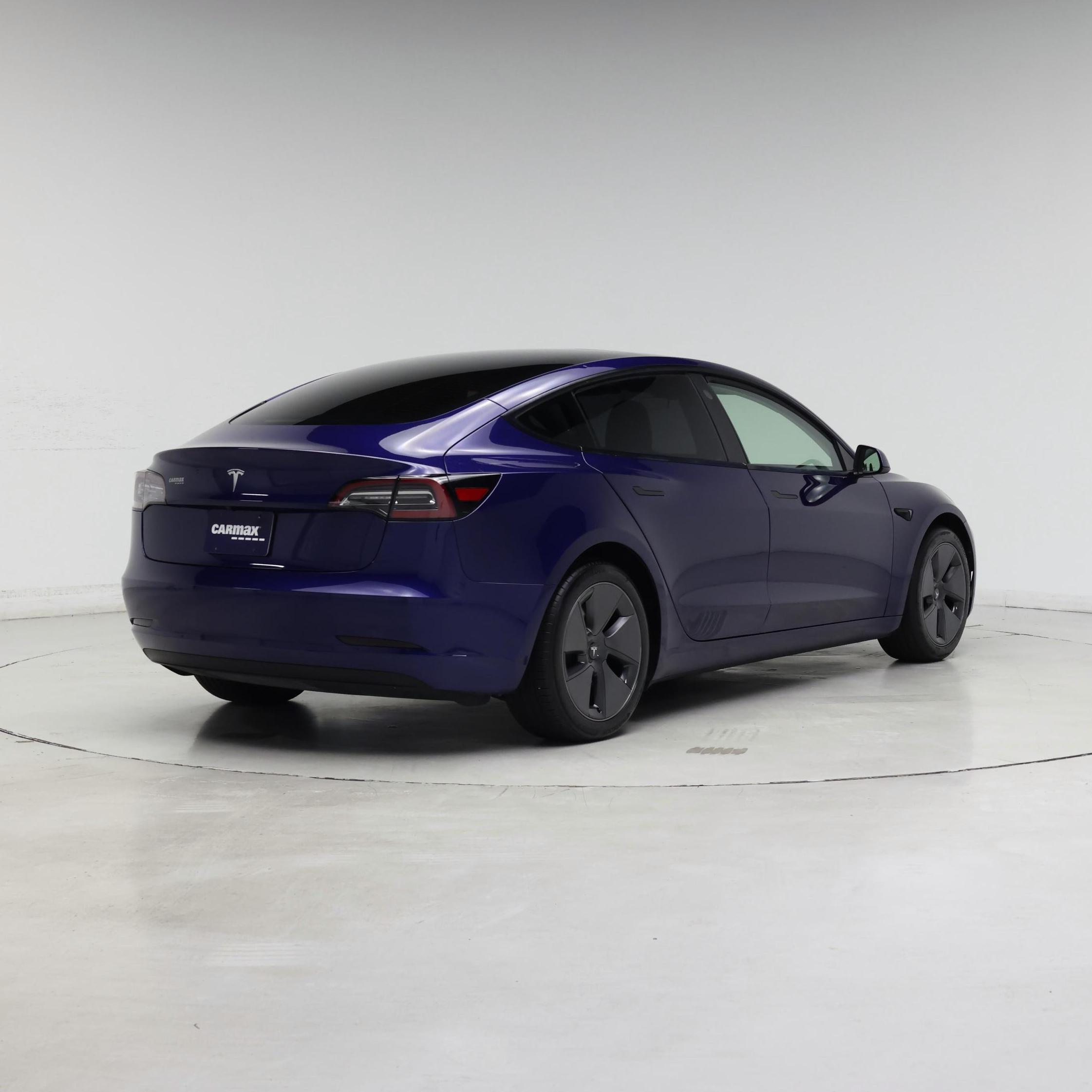 Thumbnail: 2023 Tesla Model 3 - 8
