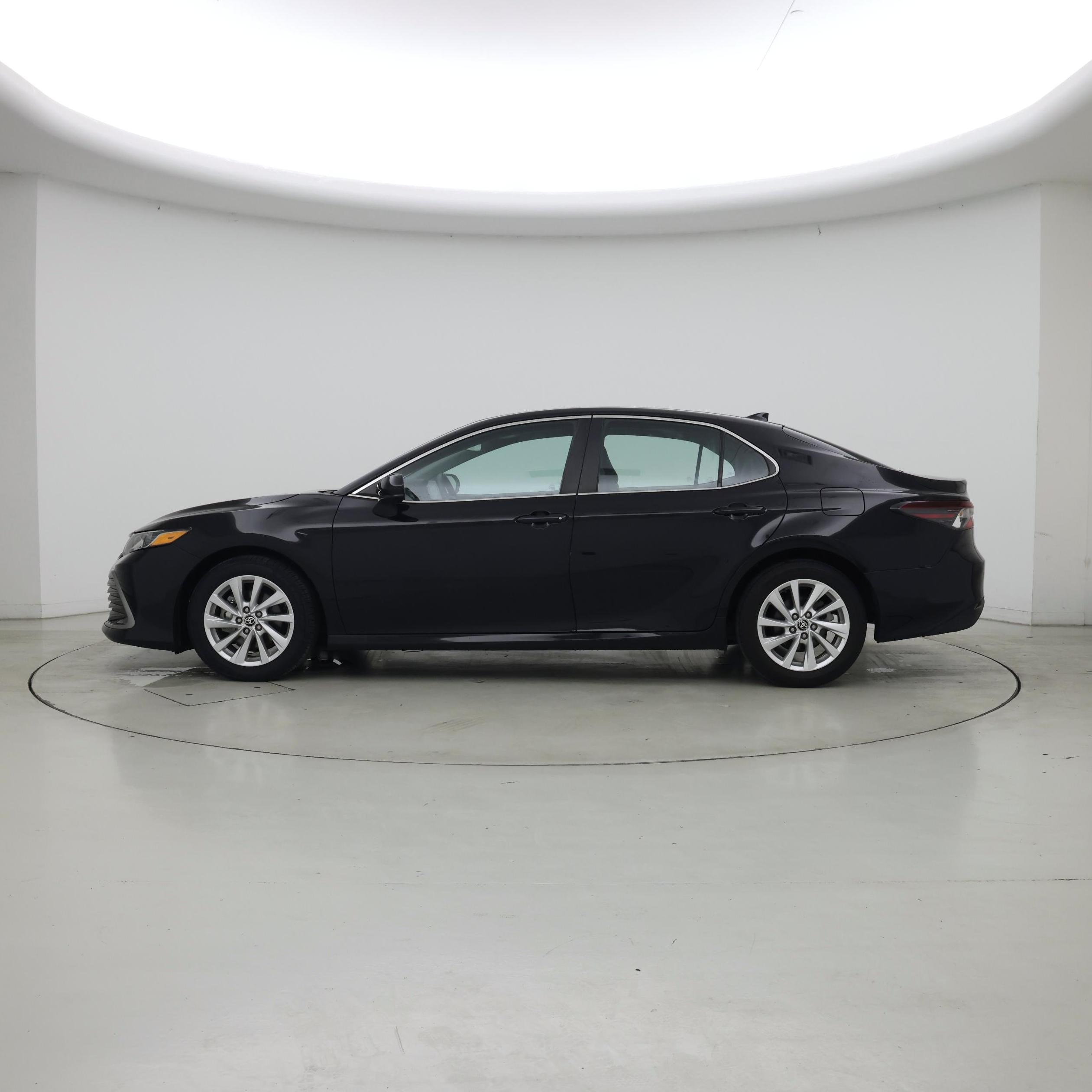 Thumbnail: 2024 Toyota Camry - 3