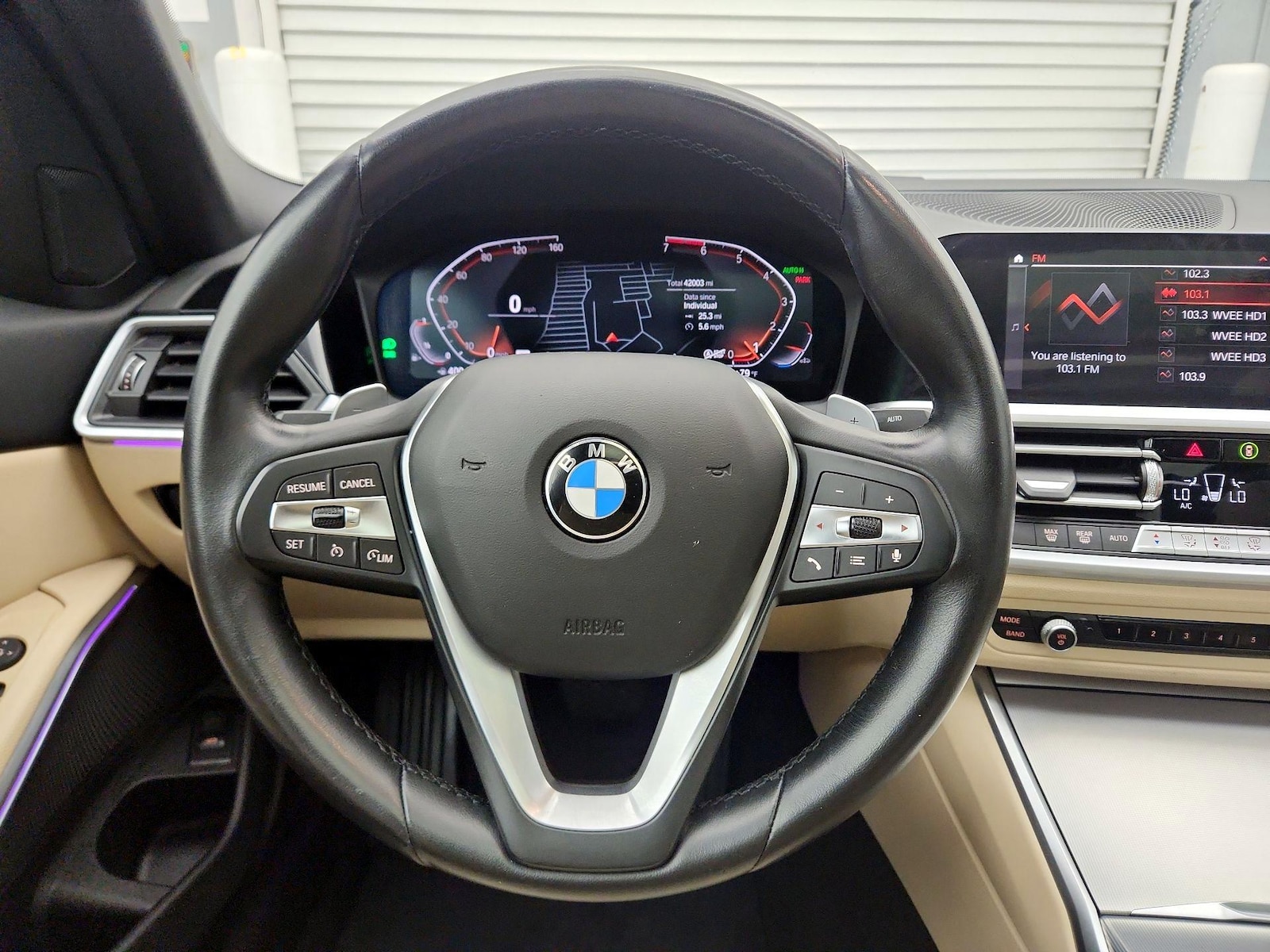2022 BMW 3 Series 330i - Photo 11