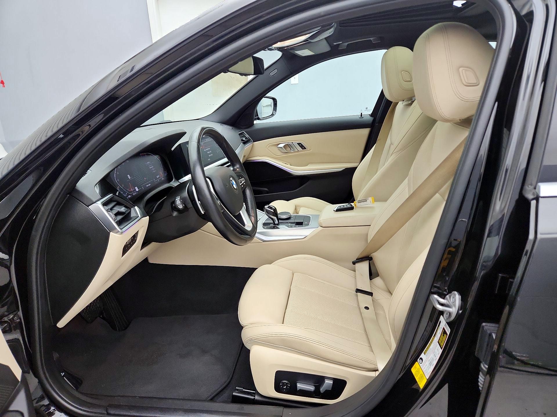Thumbnail: 2022 BMW 3 Series - 11