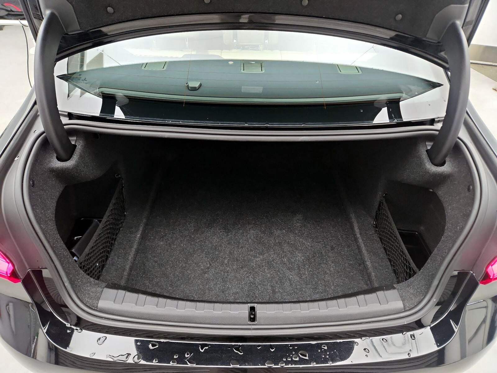 2022 BMW 3 Series 330i - Photo 23