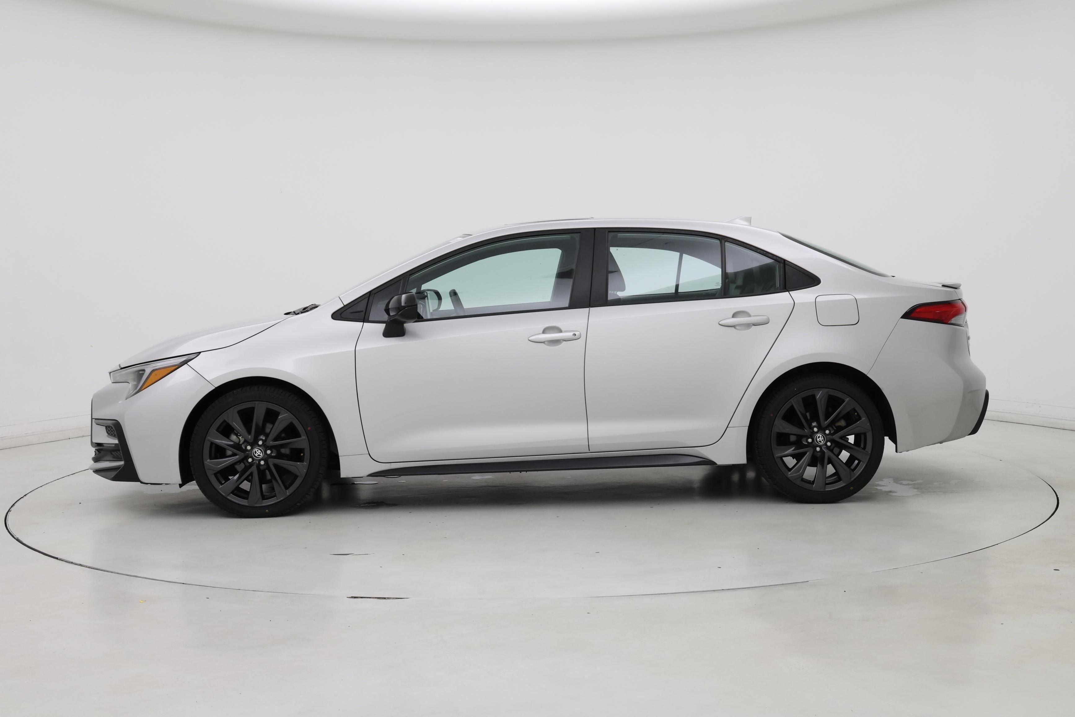 Thumbnail: 2023 Toyota Corolla - 3