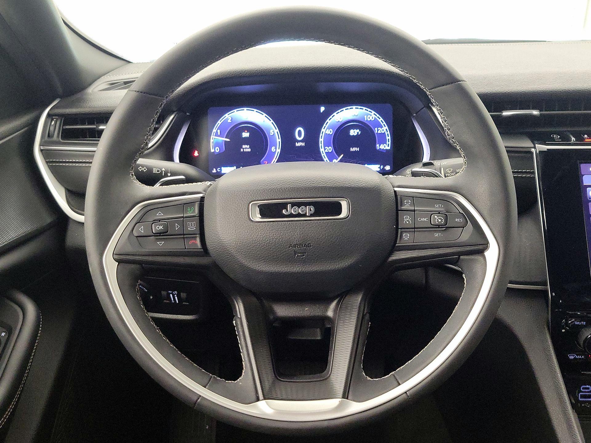 Thumbnail: 2023 Jeep Grand Cherokee - 10
